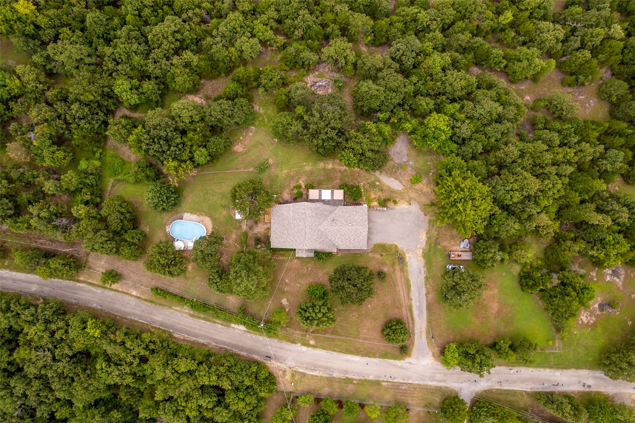 413 Hilltop Road Property Photo 8