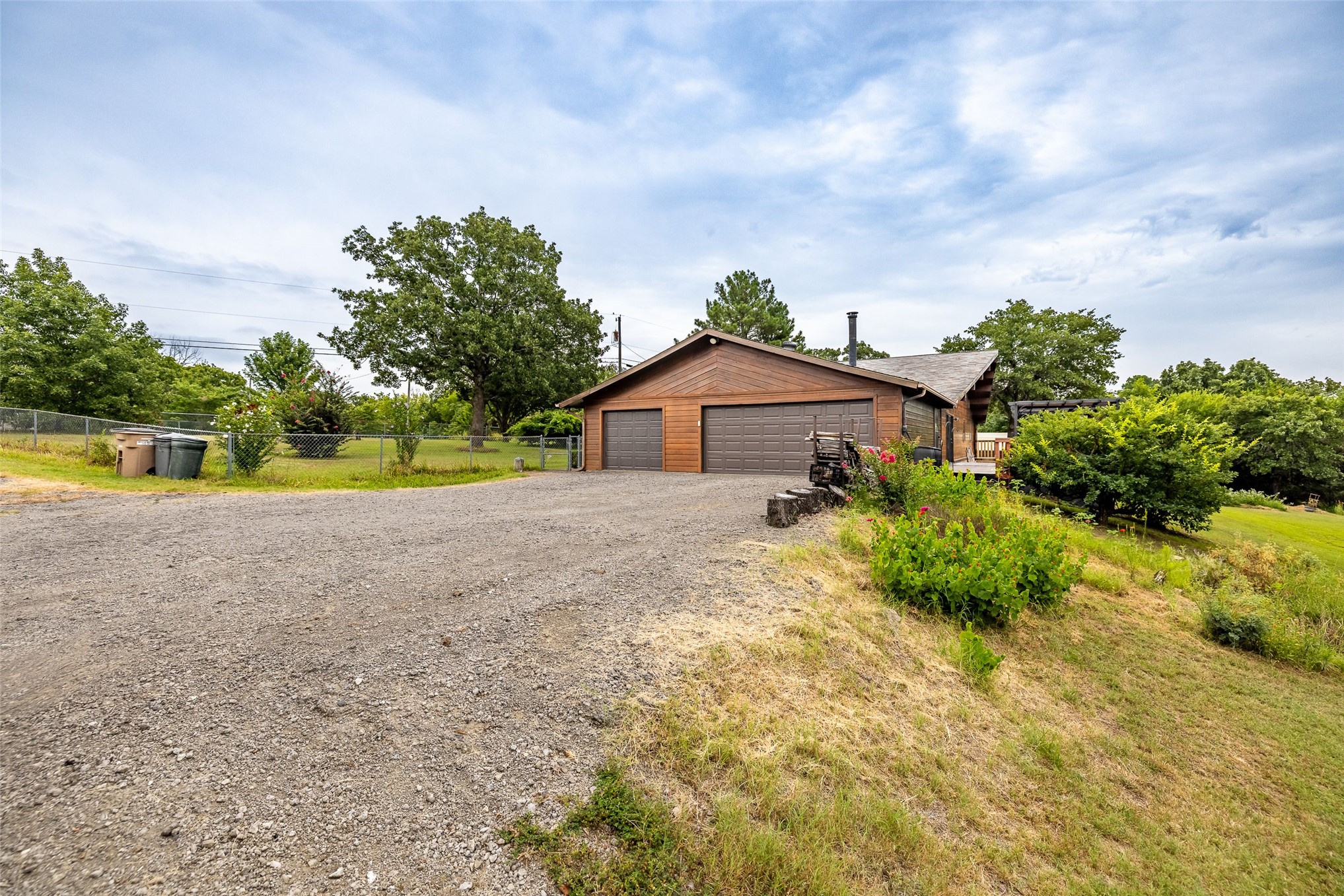 413 Hilltop Road Property Photo 9