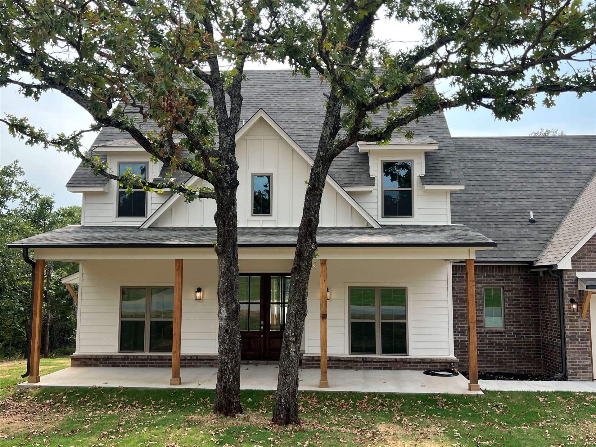 209 Craven Drive Property Photo 1