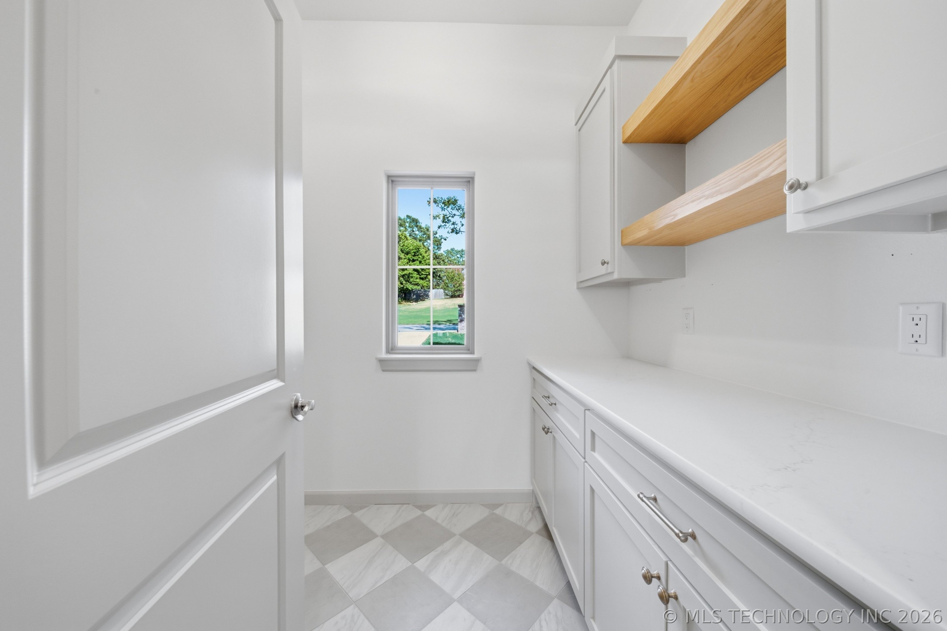 209 Craven Drive Property Photo 52