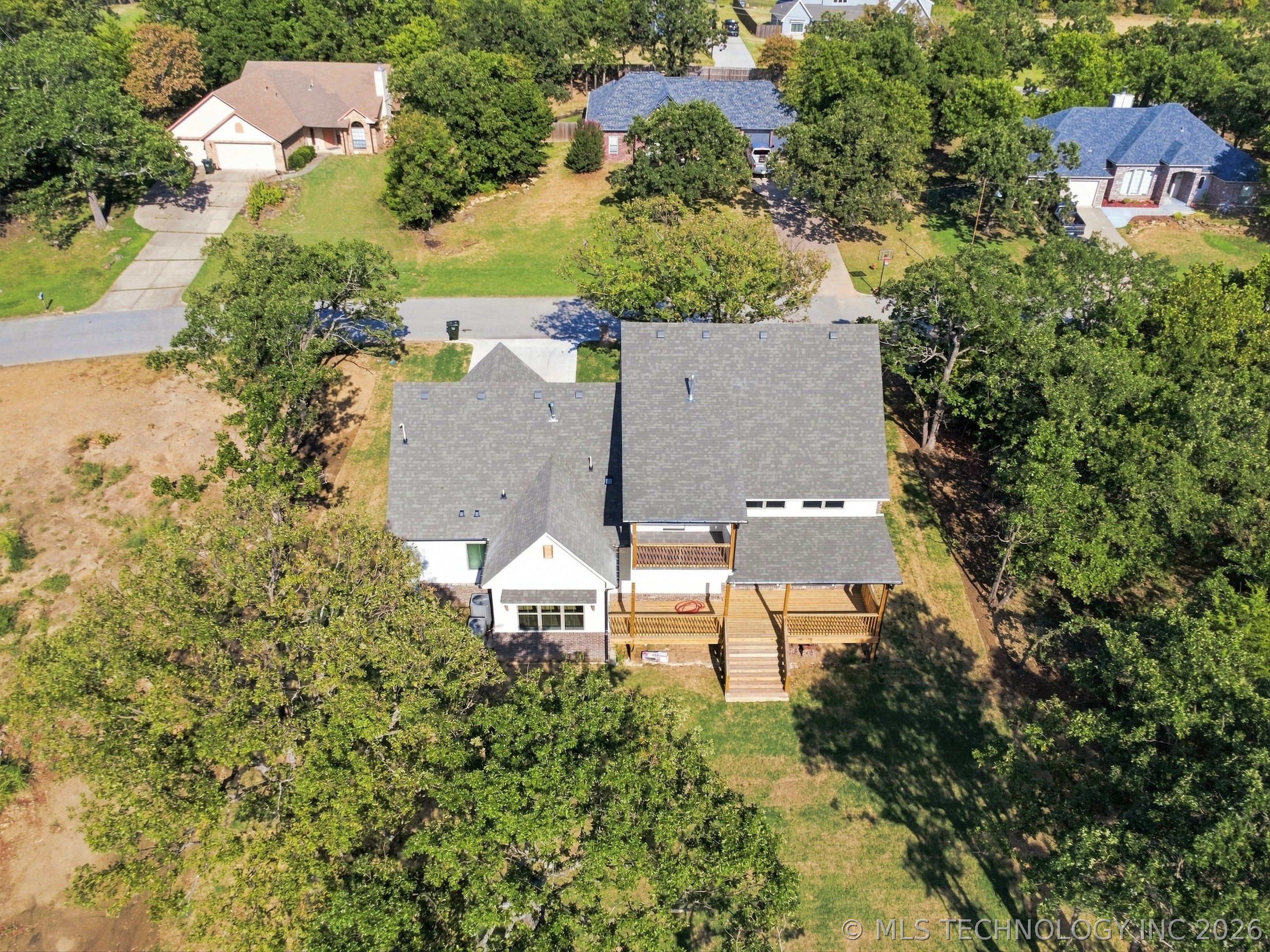 209 Craven Drive Property Photo 58