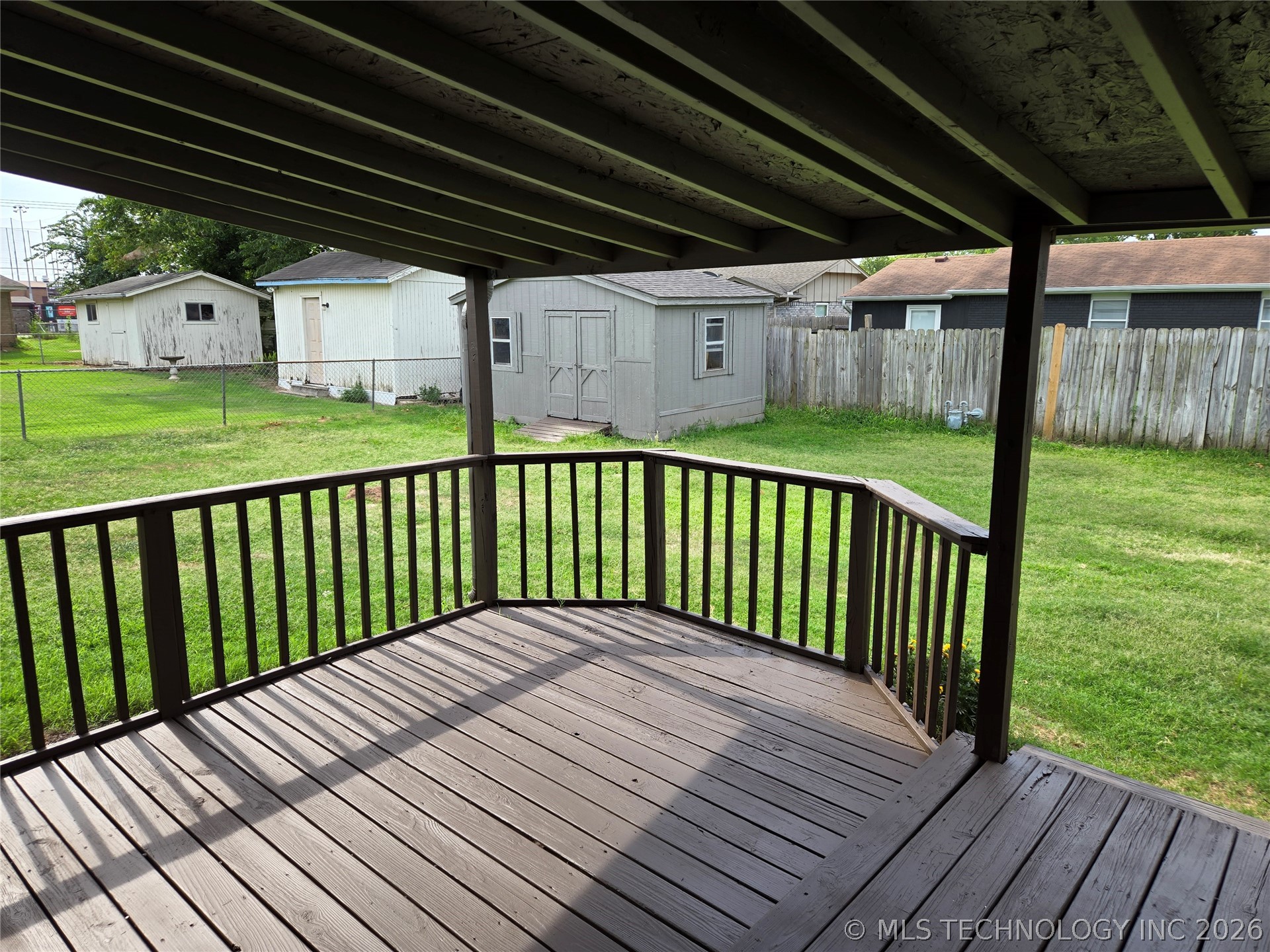 228 E J. Street Property Photo 3