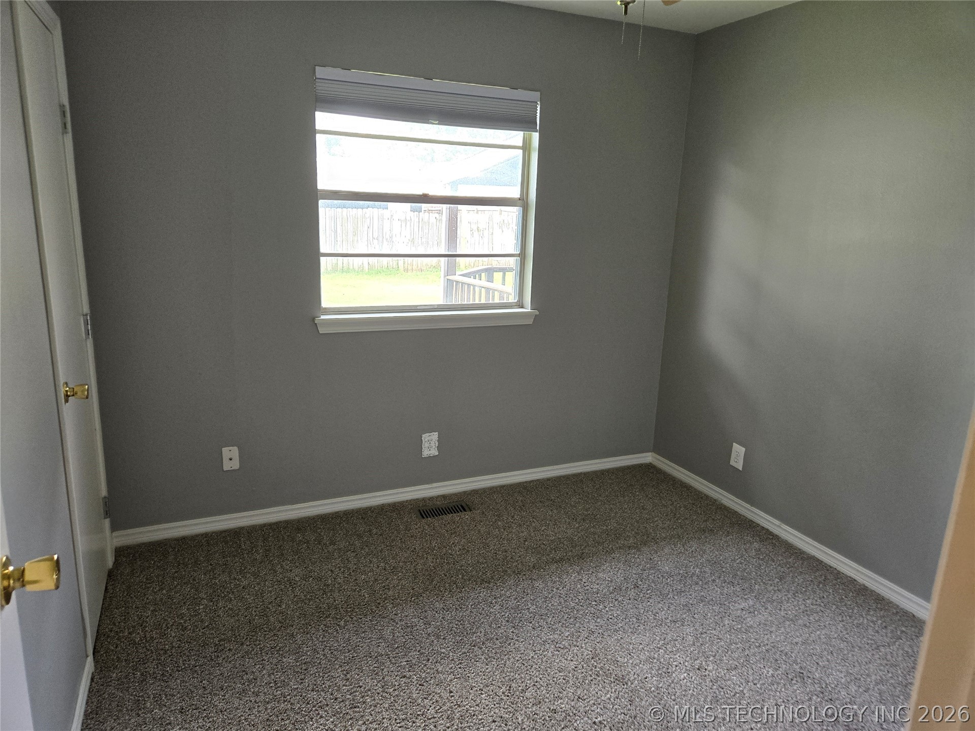 228 E J. Street Property Photo 14