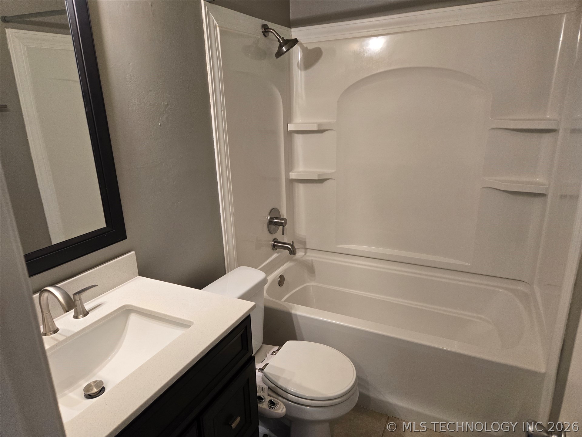 228 E J. Street Property Photo 15