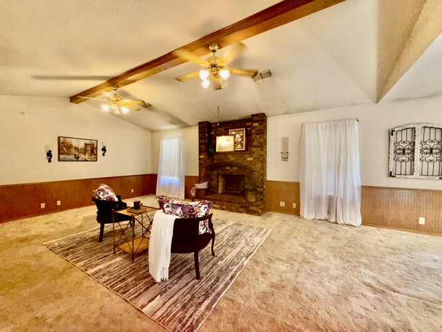 2411 Woodleaf Court Property Photo 3
