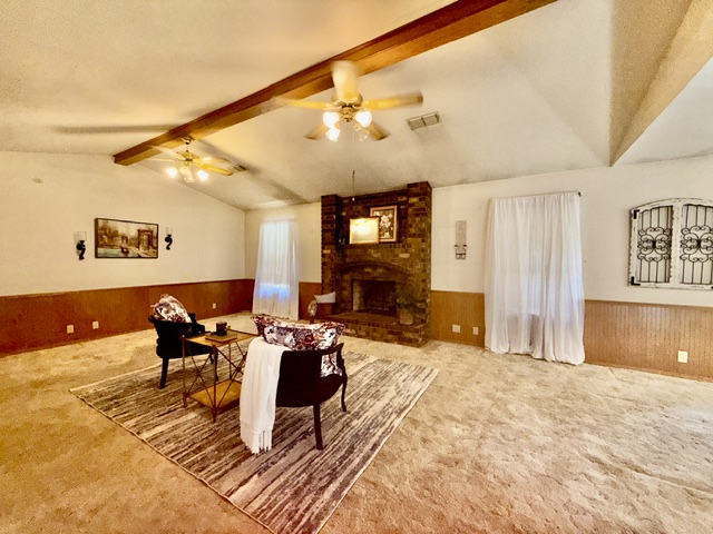 2411 Woodleaf Court Property Photo 5