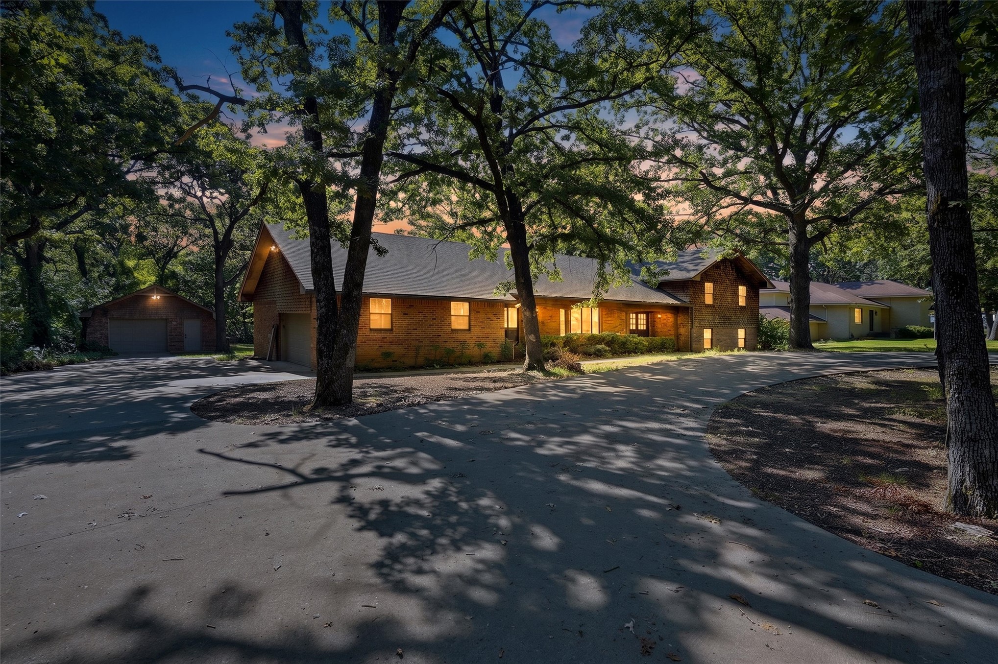 1814 Estelle Street Property Photo 4