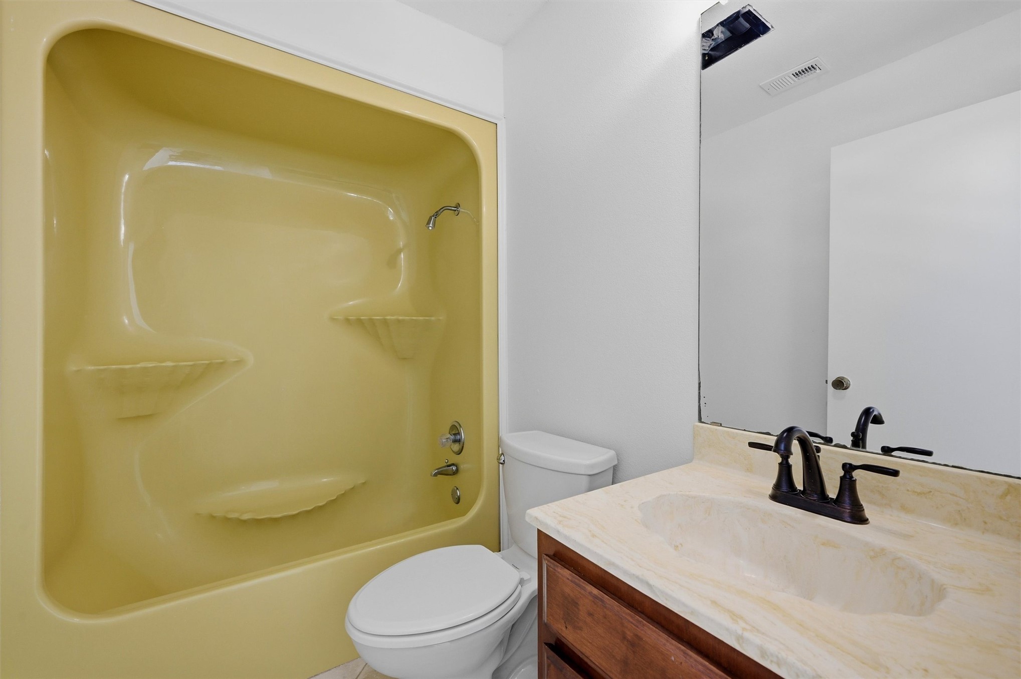 1814 Estelle Street Property Photo 31