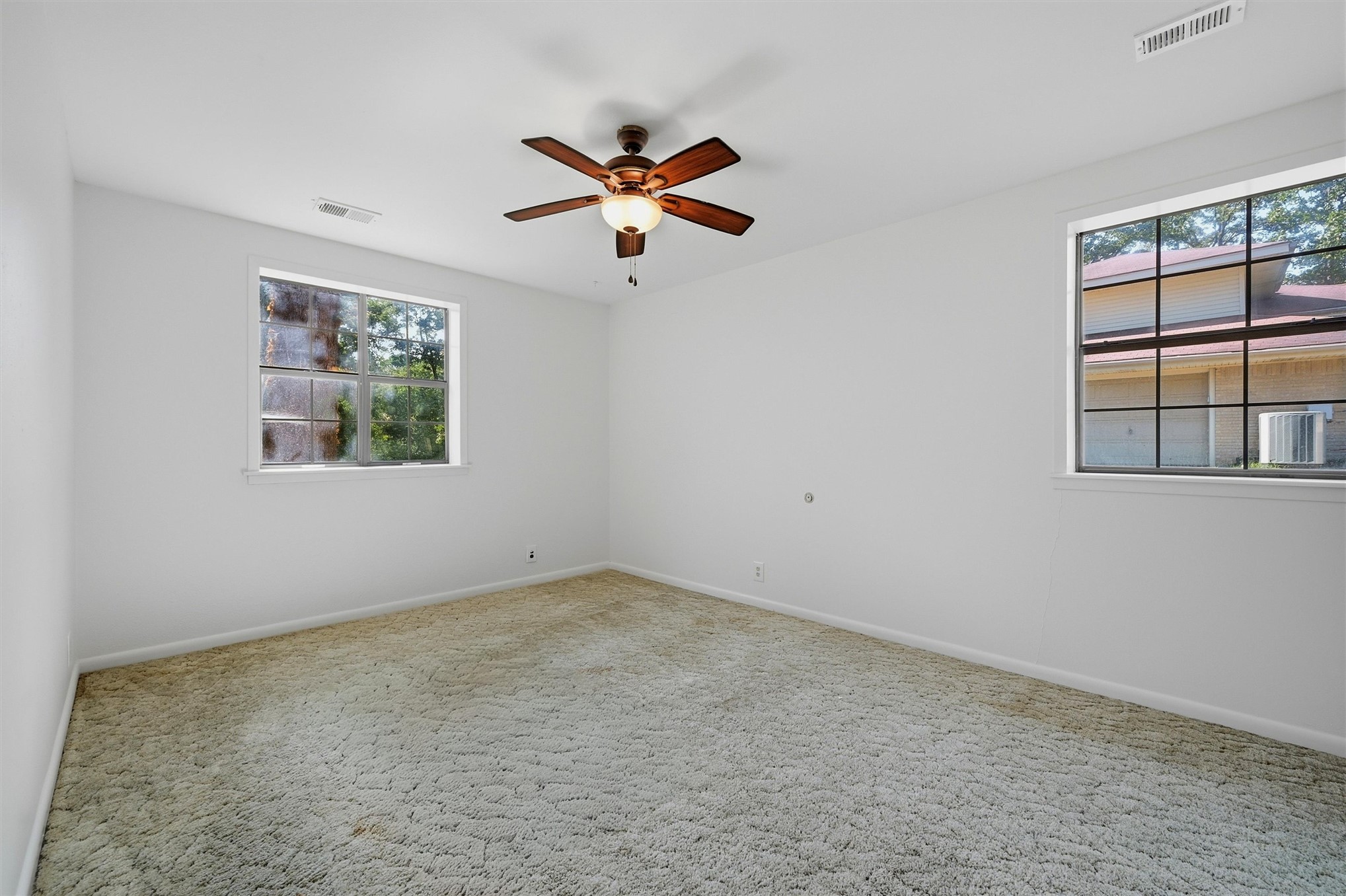 1814 Estelle Street Property Photo 32