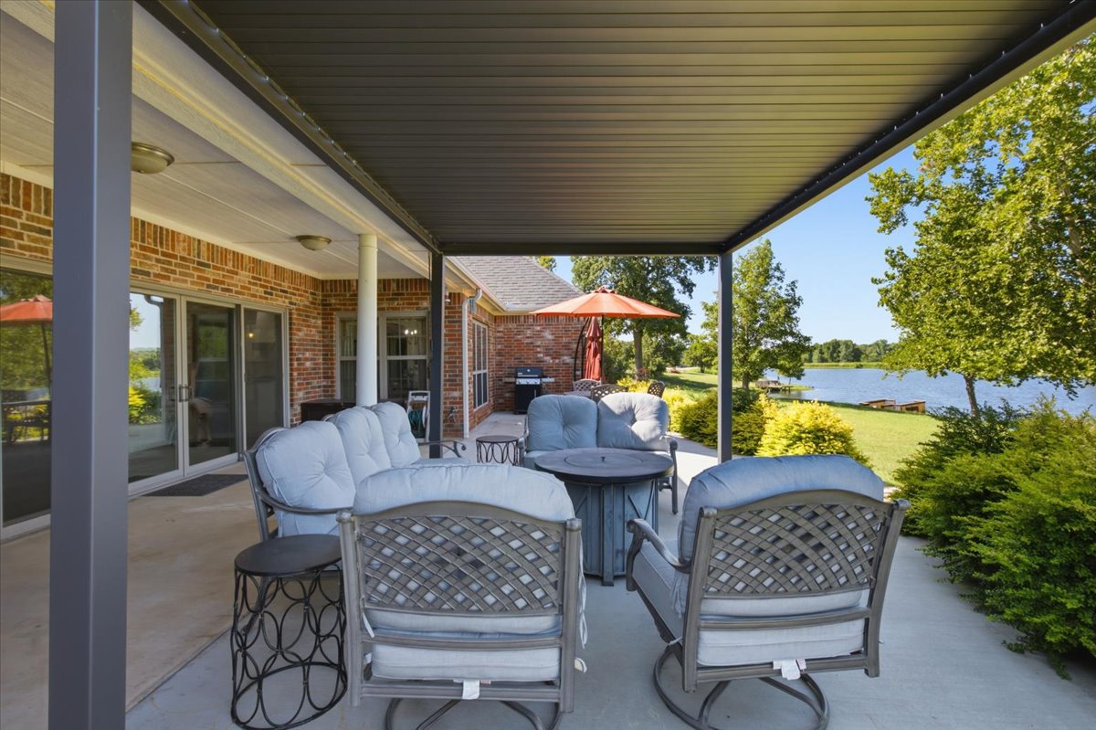 429 Winter Rose Property Photo 37