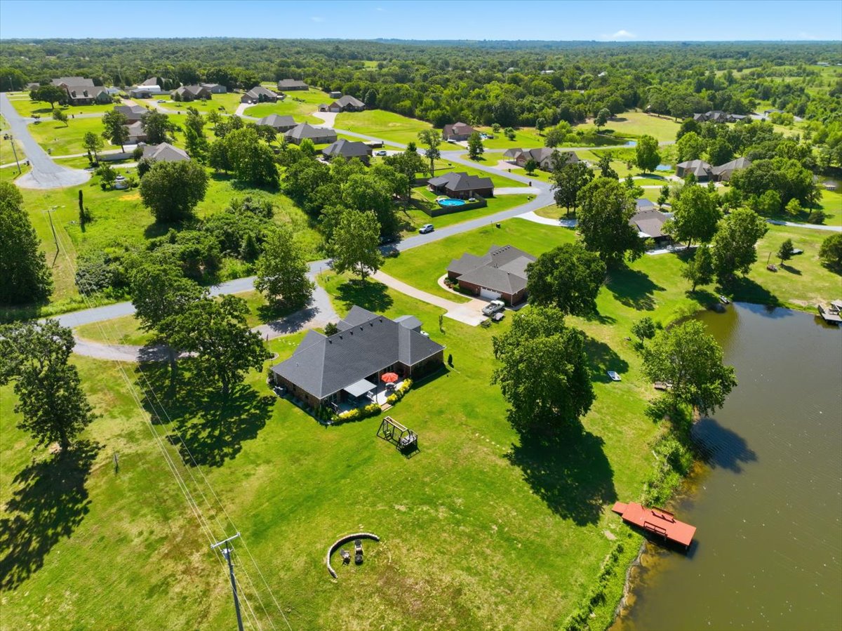 429 Winter Rose Property Photo 44