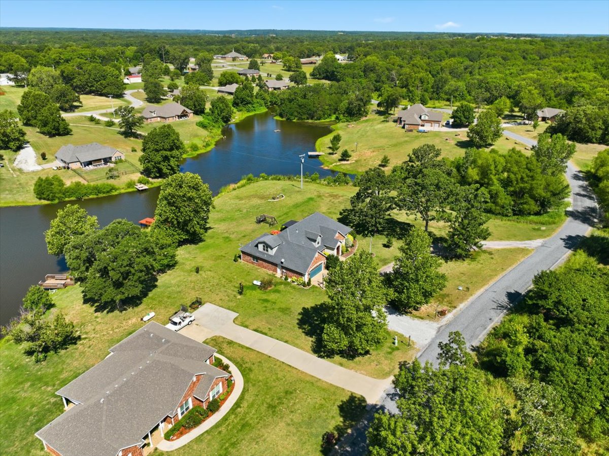 429 Winter Rose Property Photo 46