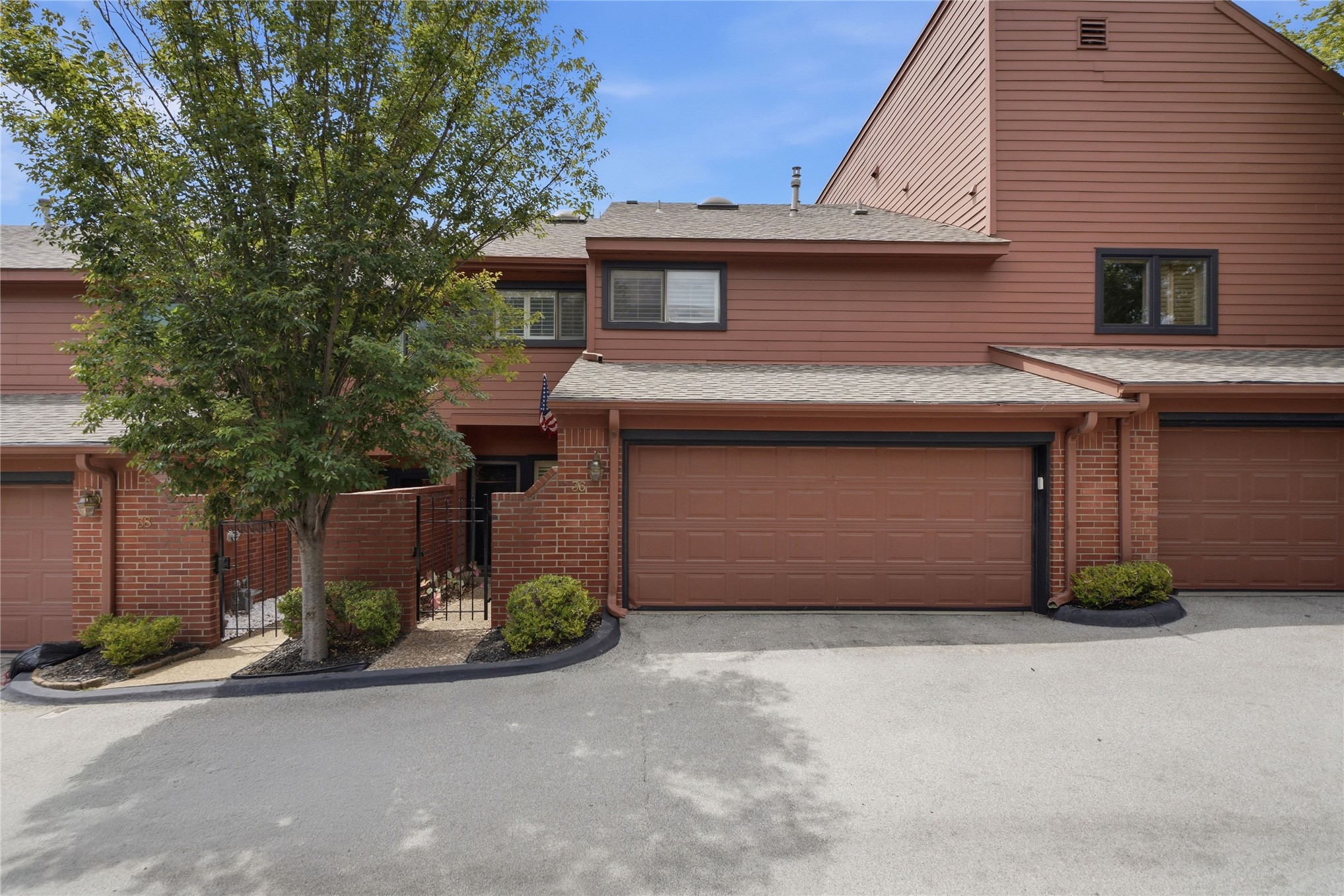 36 Woodward Boulevard 200-17 Property Photo 1