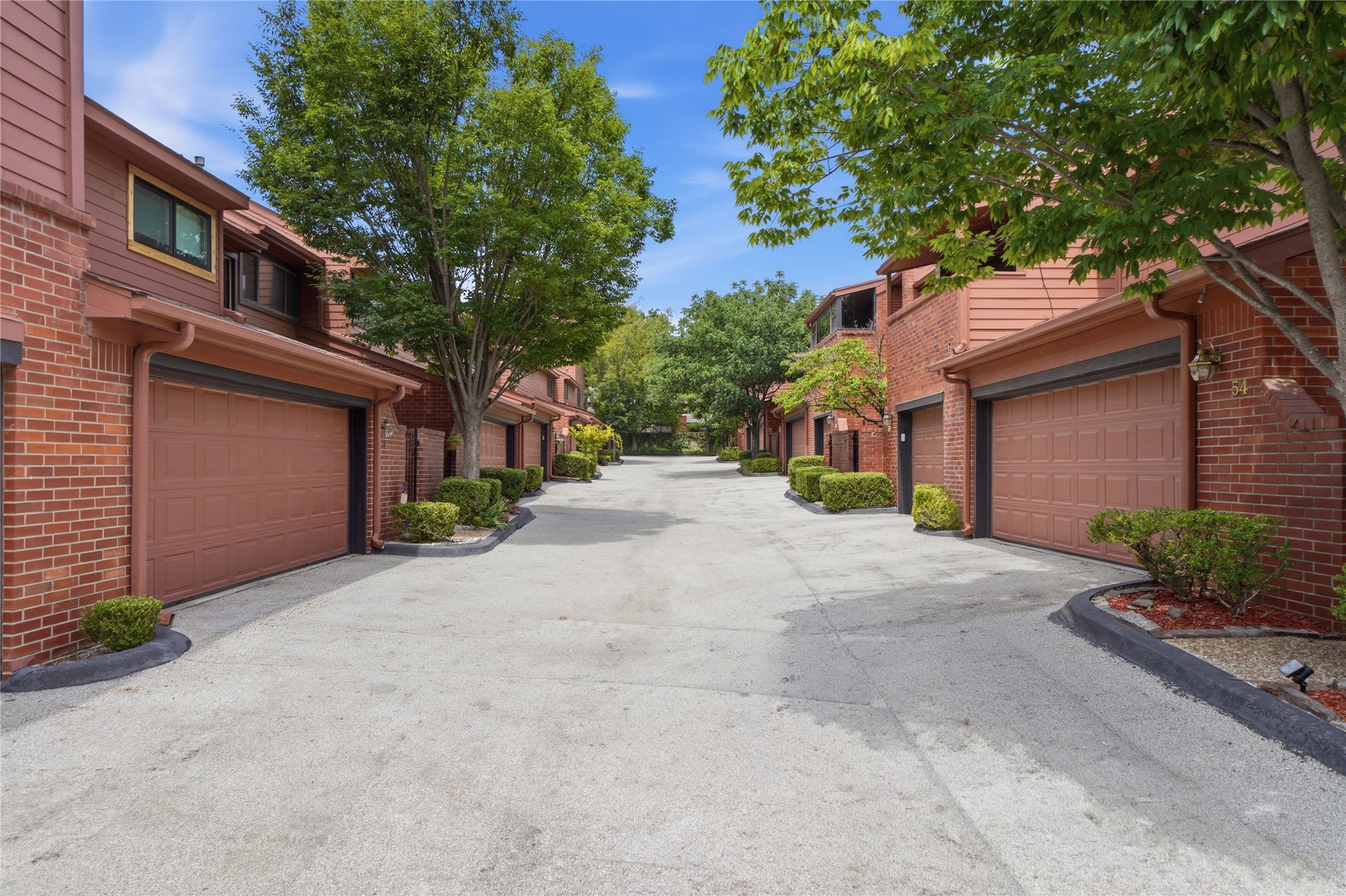 36 Woodward Boulevard 200-17 Property Photo 6