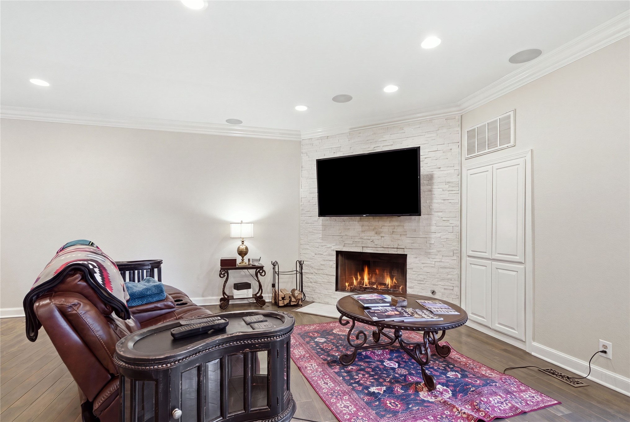 36 Woodward Boulevard 200-17 Property Photo 13