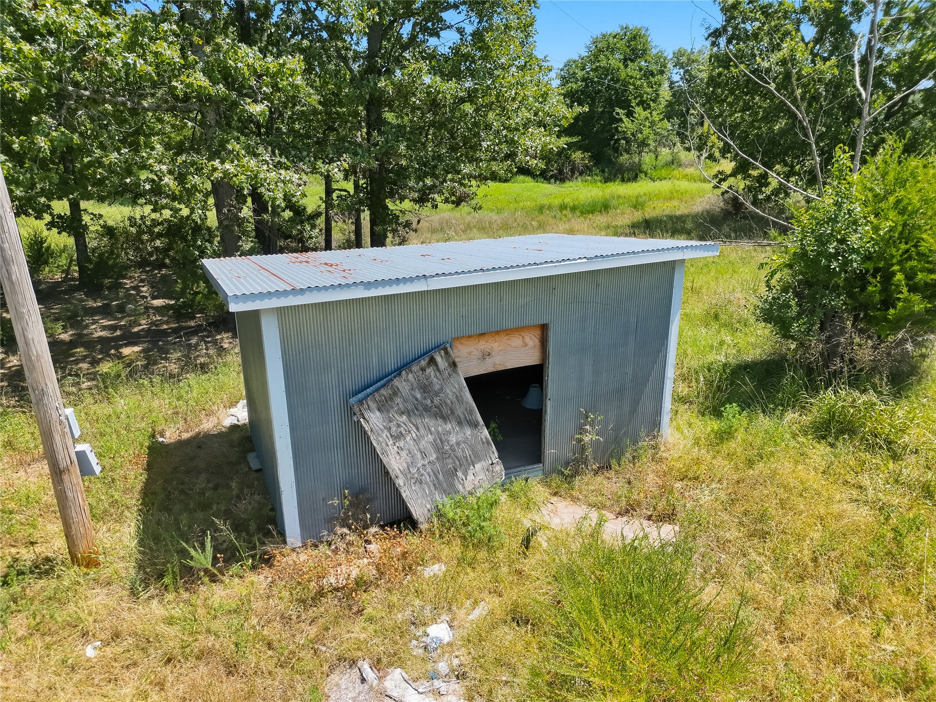 8897 N 490 Property Photo 23