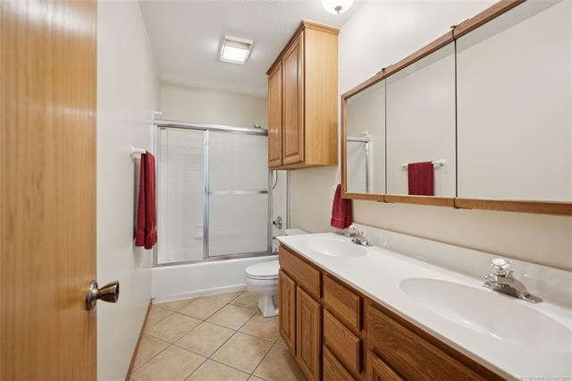 1424 Timber Lane Property Photo 23