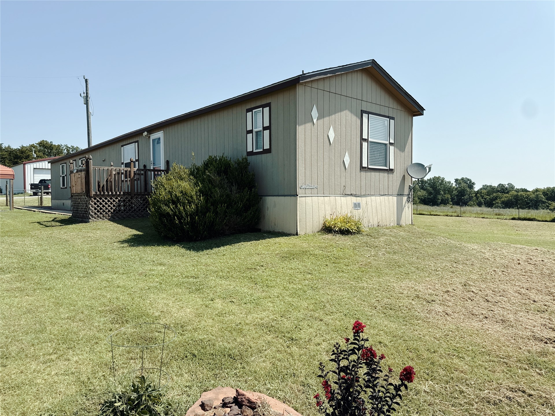 1415 S Rose Road Property Photo 2