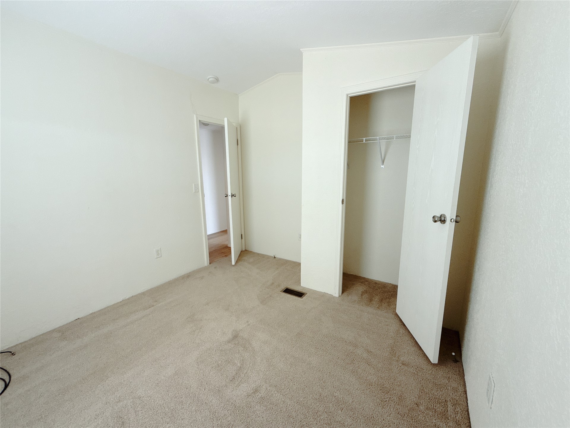 1415 S Rose Road Property Photo 32