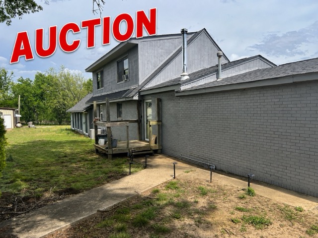 1550 Sumac Property Photo 1
