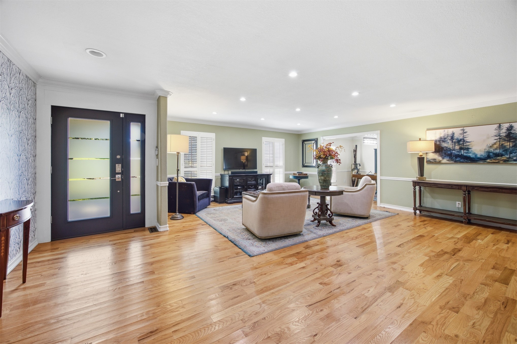 7302 S Evanston Avenue Property Photo 8