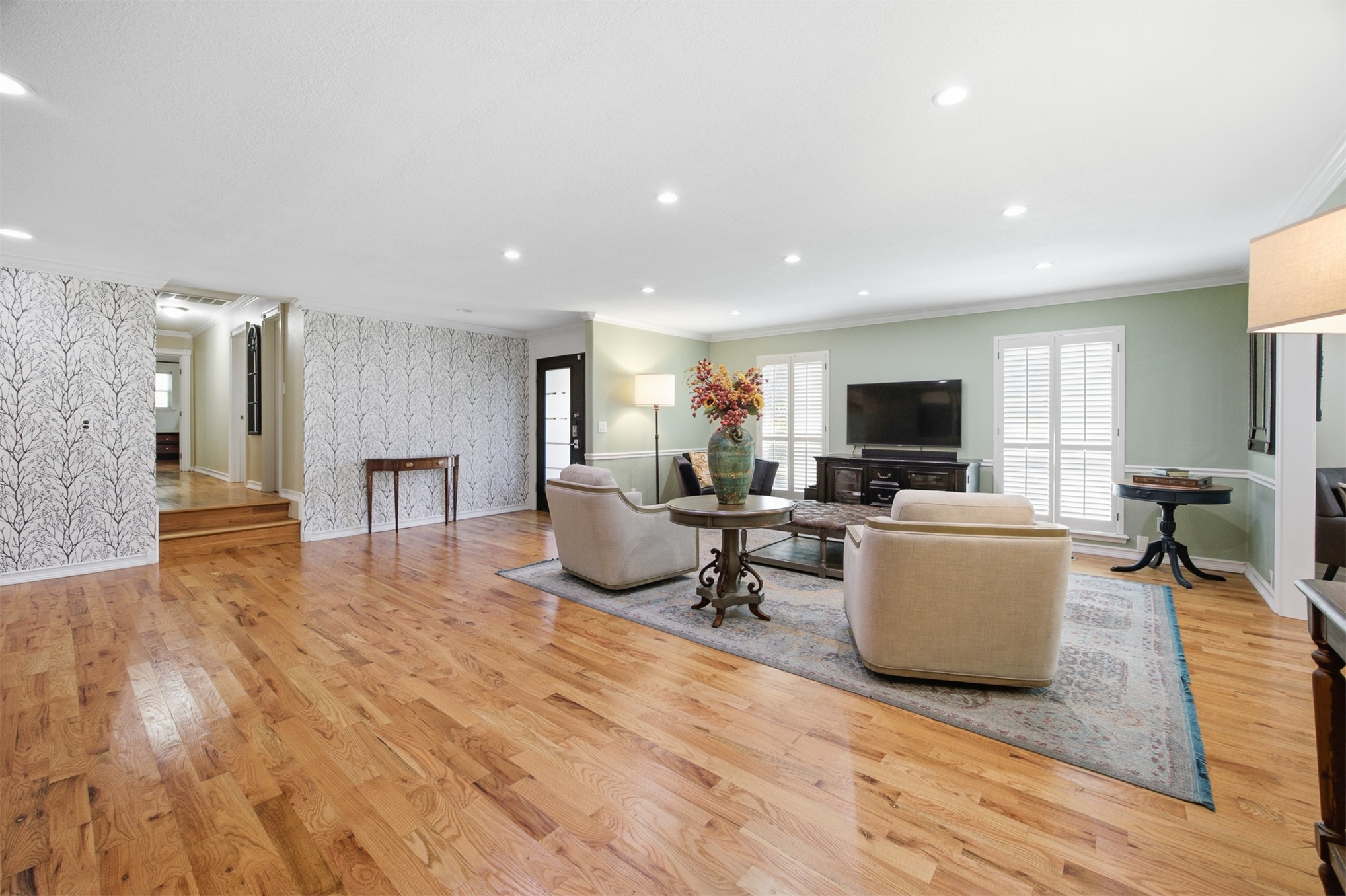 7302 S Evanston Avenue Property Photo 10