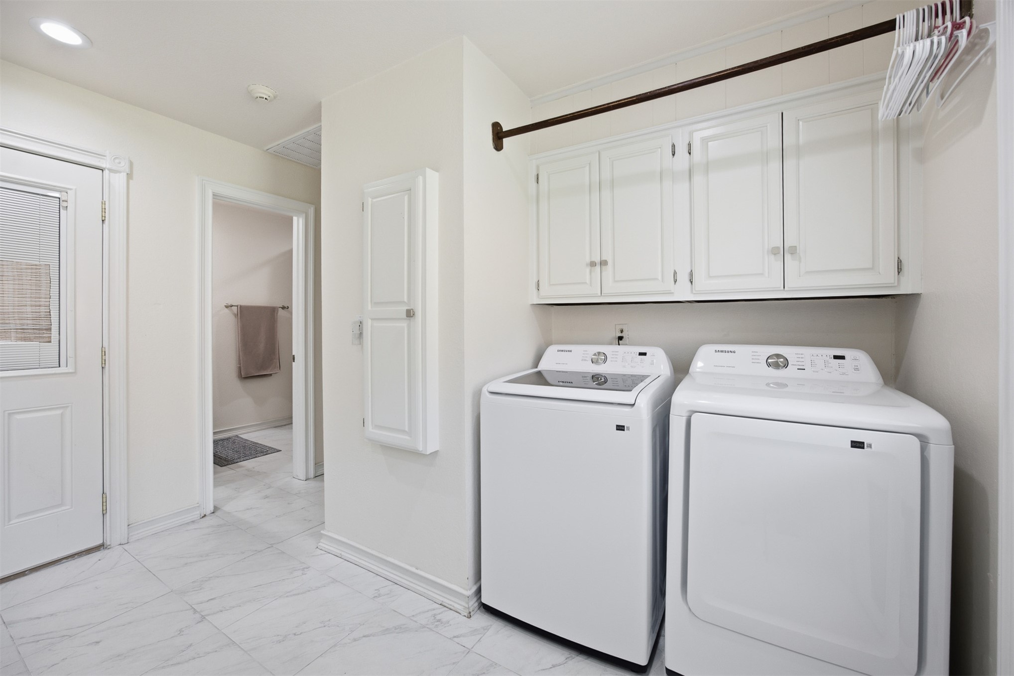 7302 S Evanston Avenue Property Photo 49