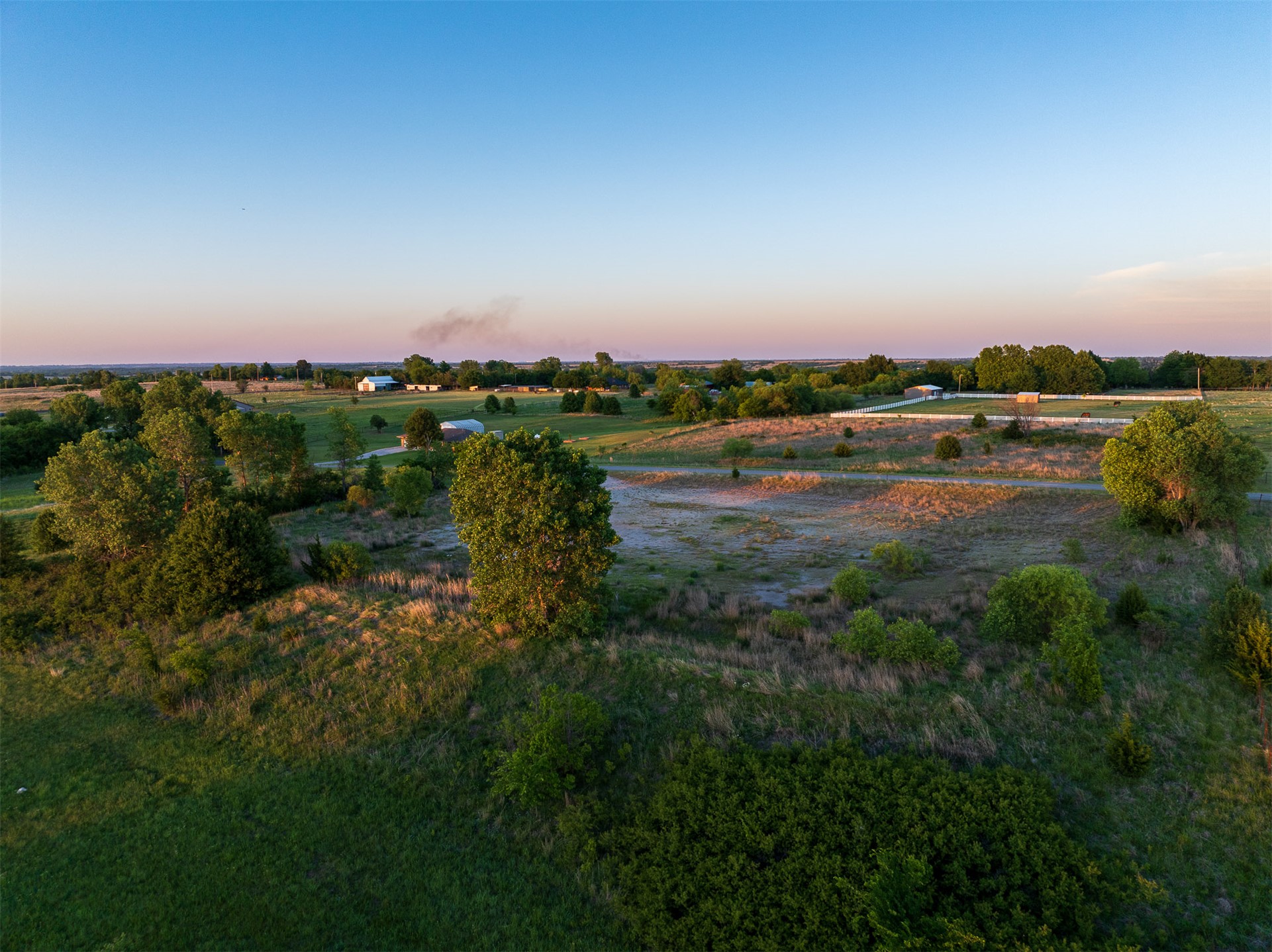 6 W County Road Property Photo 11