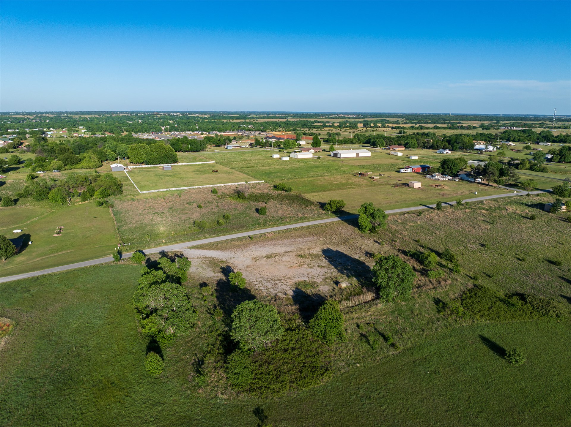 6 W County Road Property Photo 22