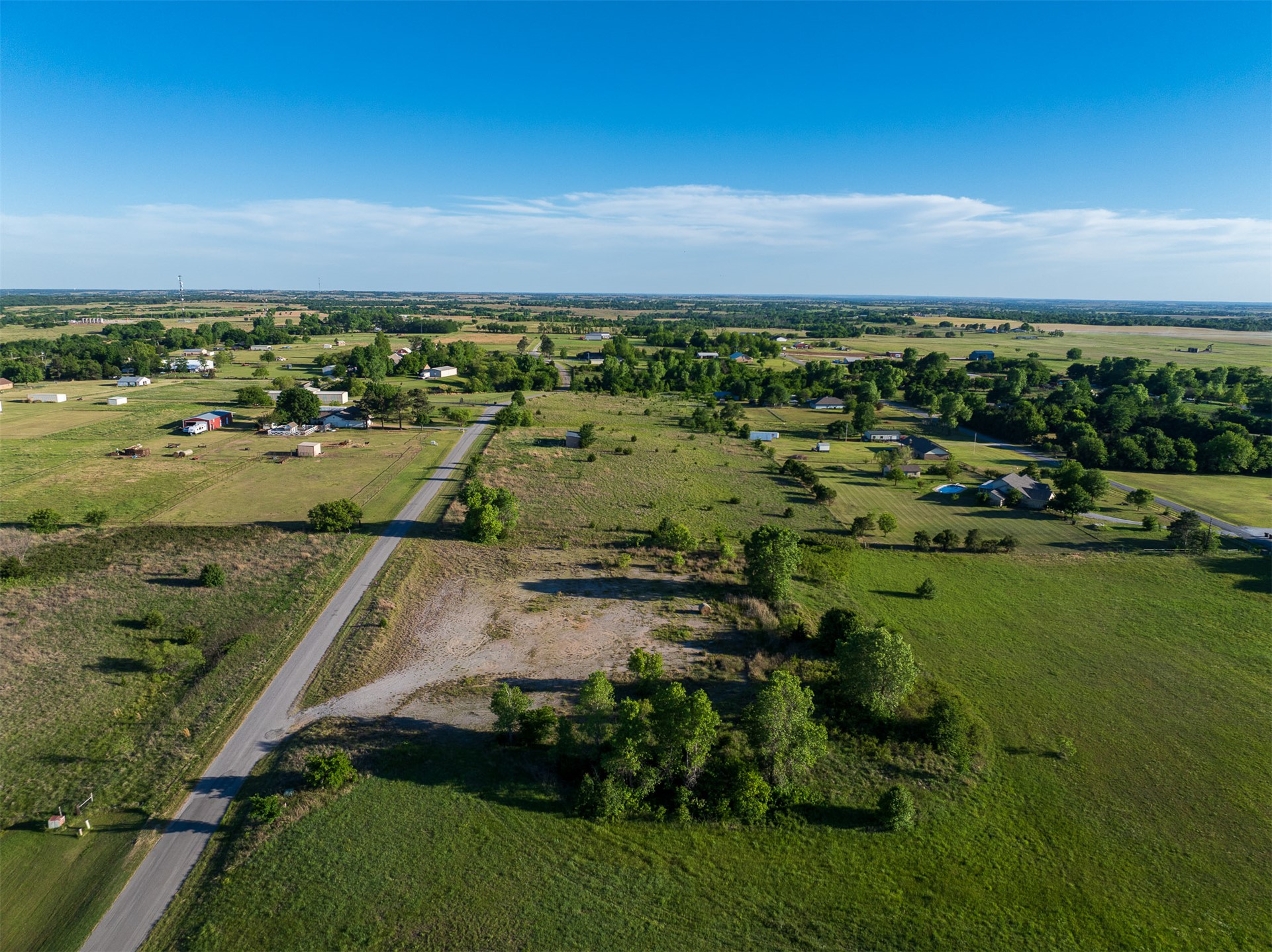 6 W County Road Property Photo 23