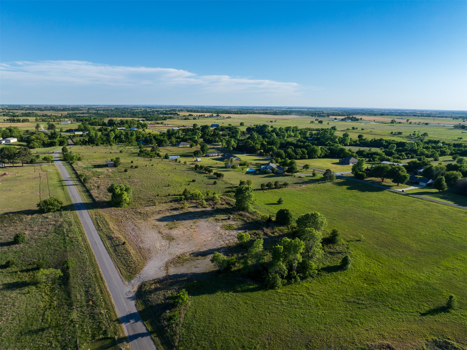 6 W County Road Property Photo 24