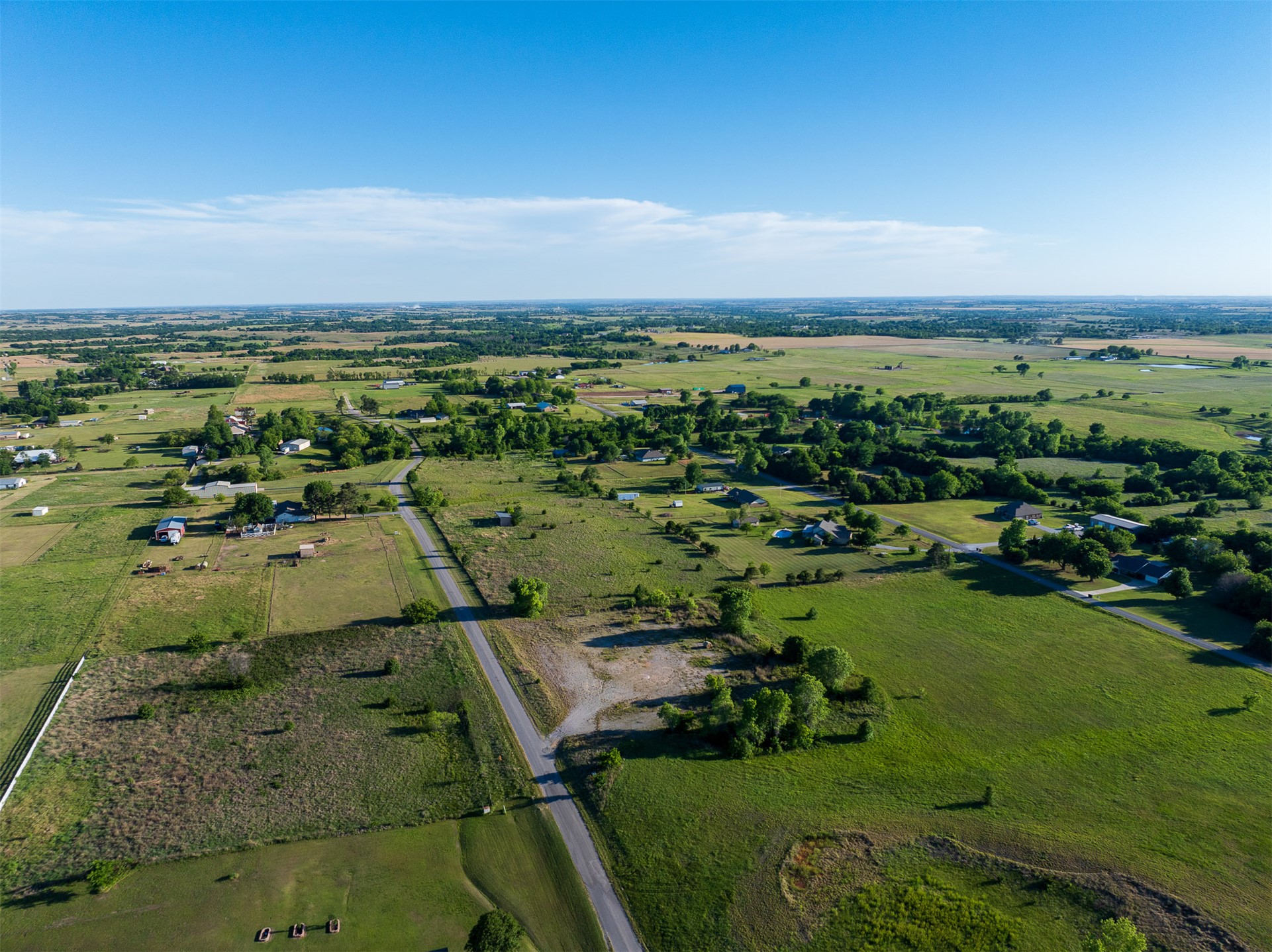 6 W County Road Property Photo 27
