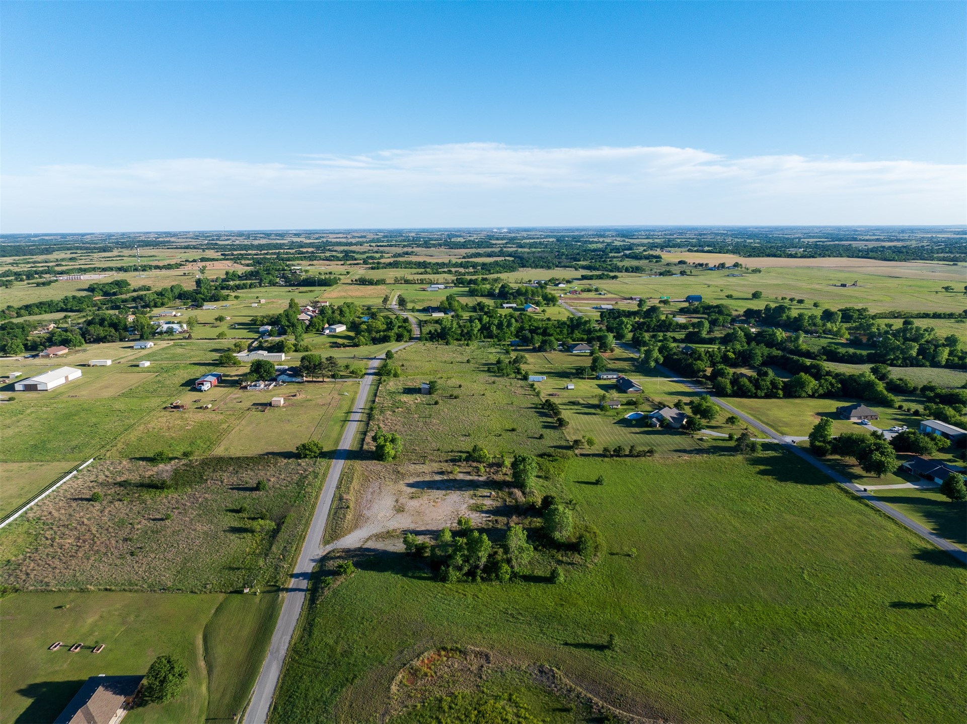 6 W County Road Property Photo 28
