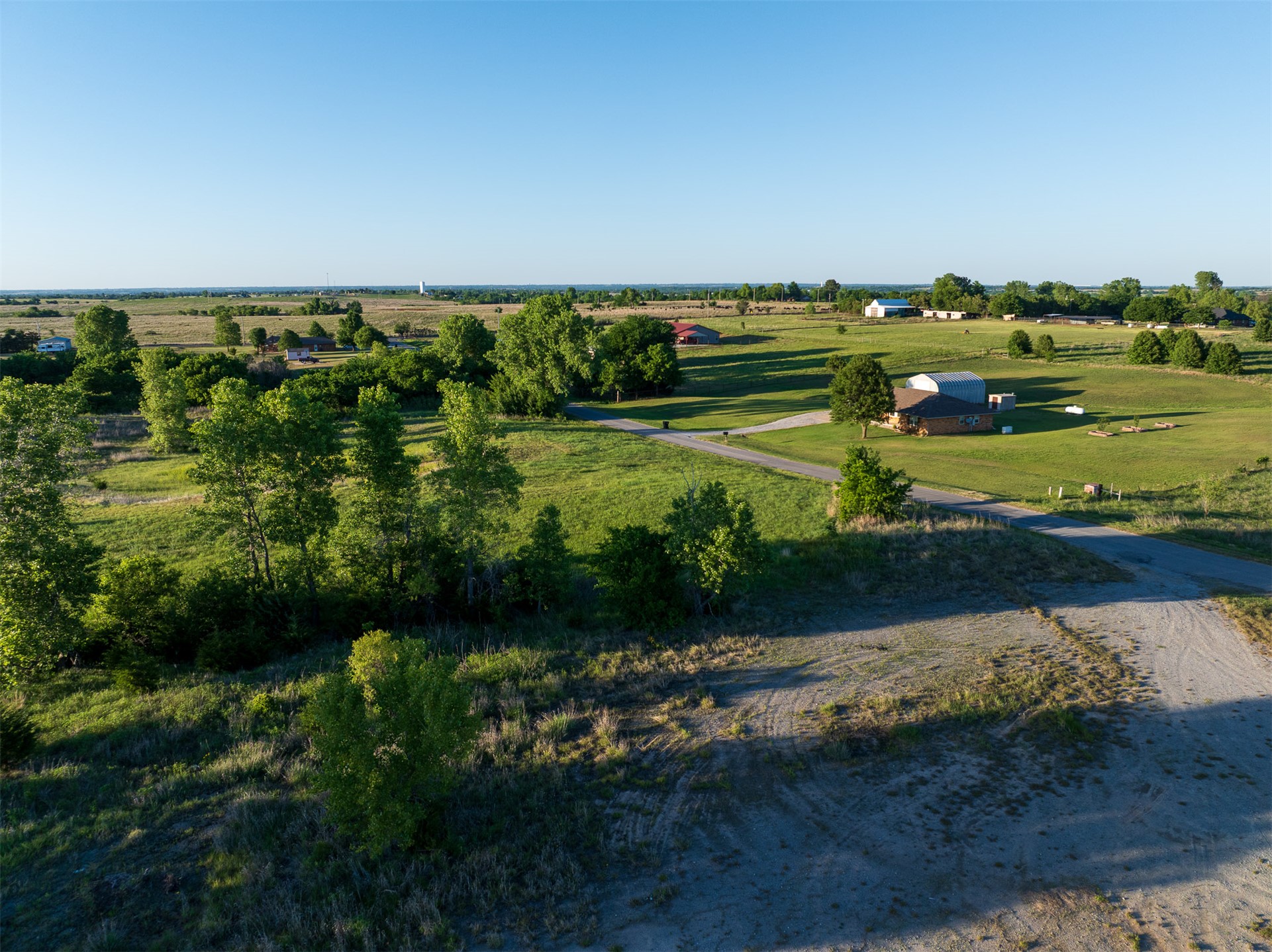 6 W County Road Property Photo 42