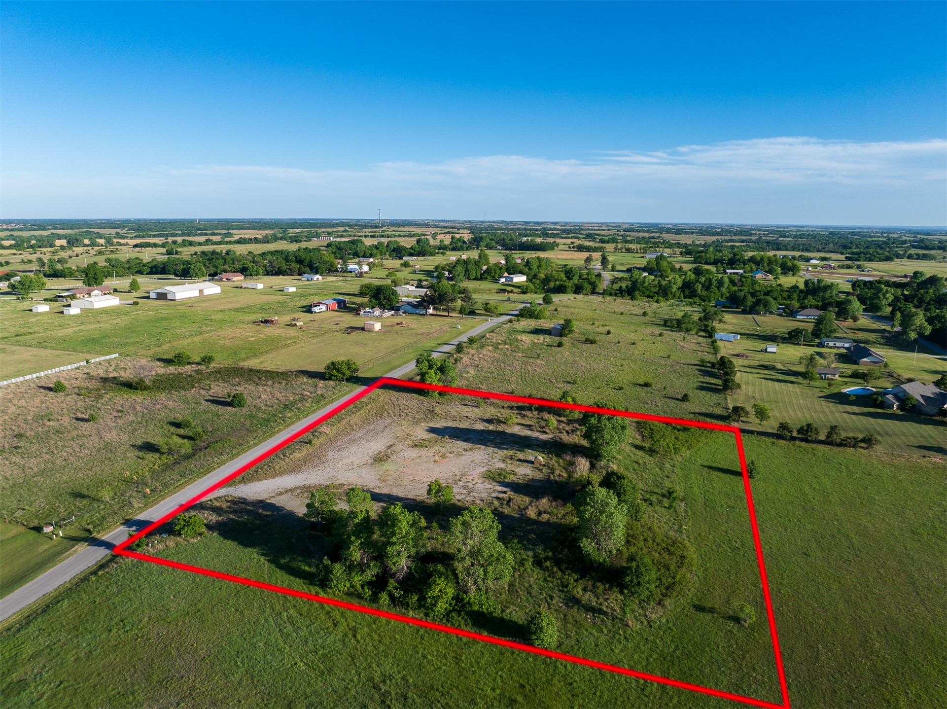 6 W County Road Property Photo 43