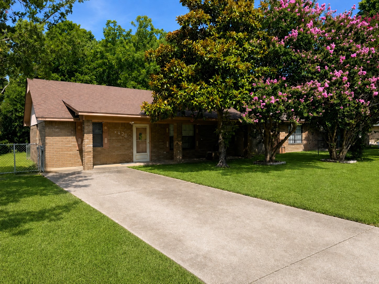1608 E Crestview Avenue E Property Photo 18