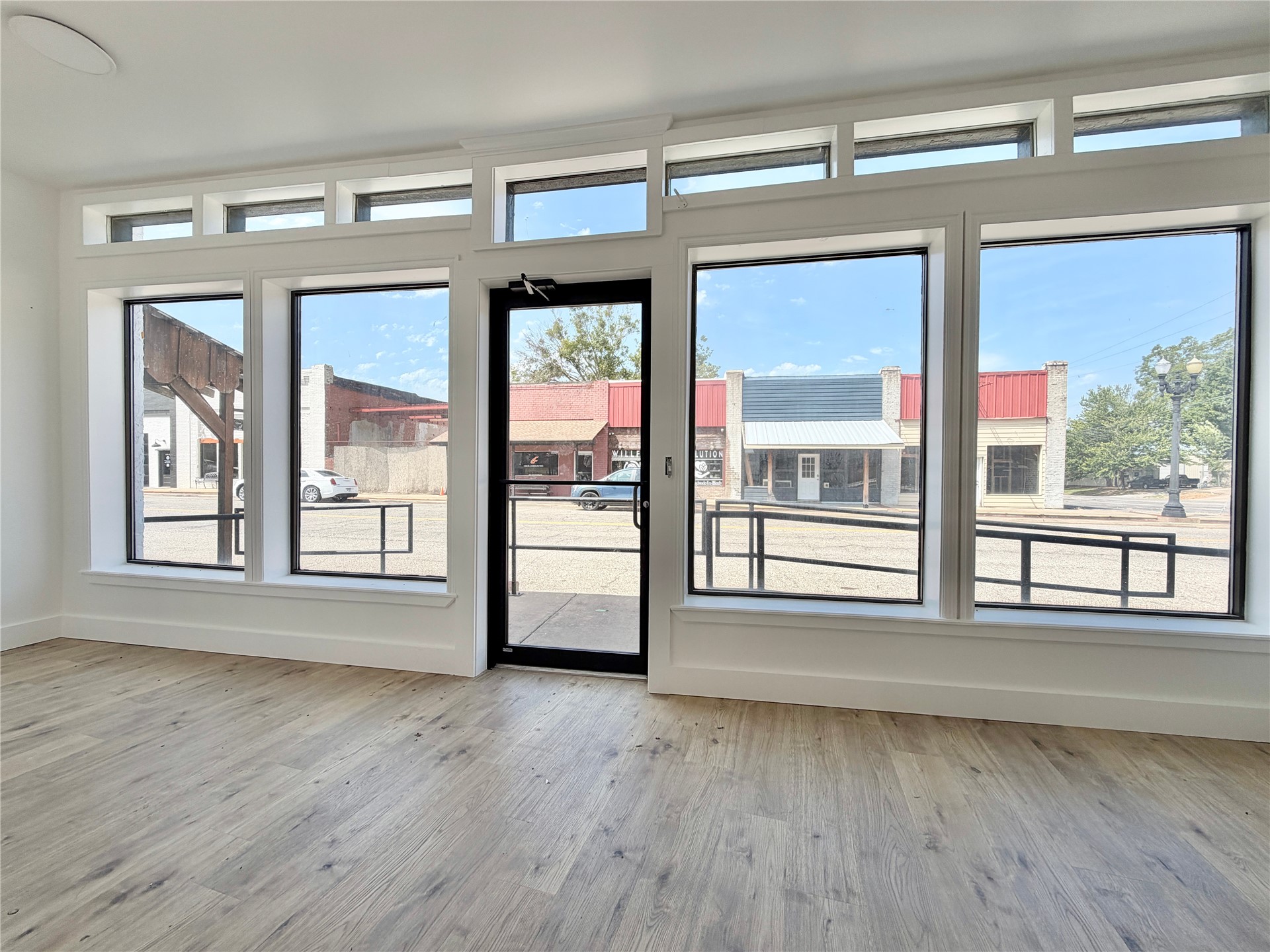 132 N Lee Street Property Photo 14