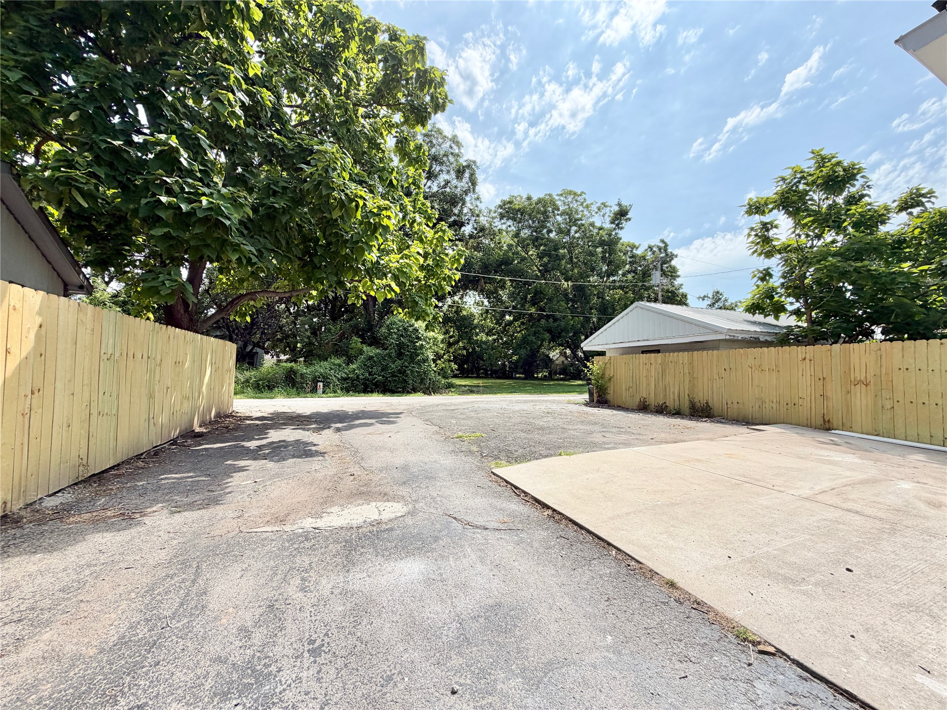 132 N Lee Street Property Photo 46