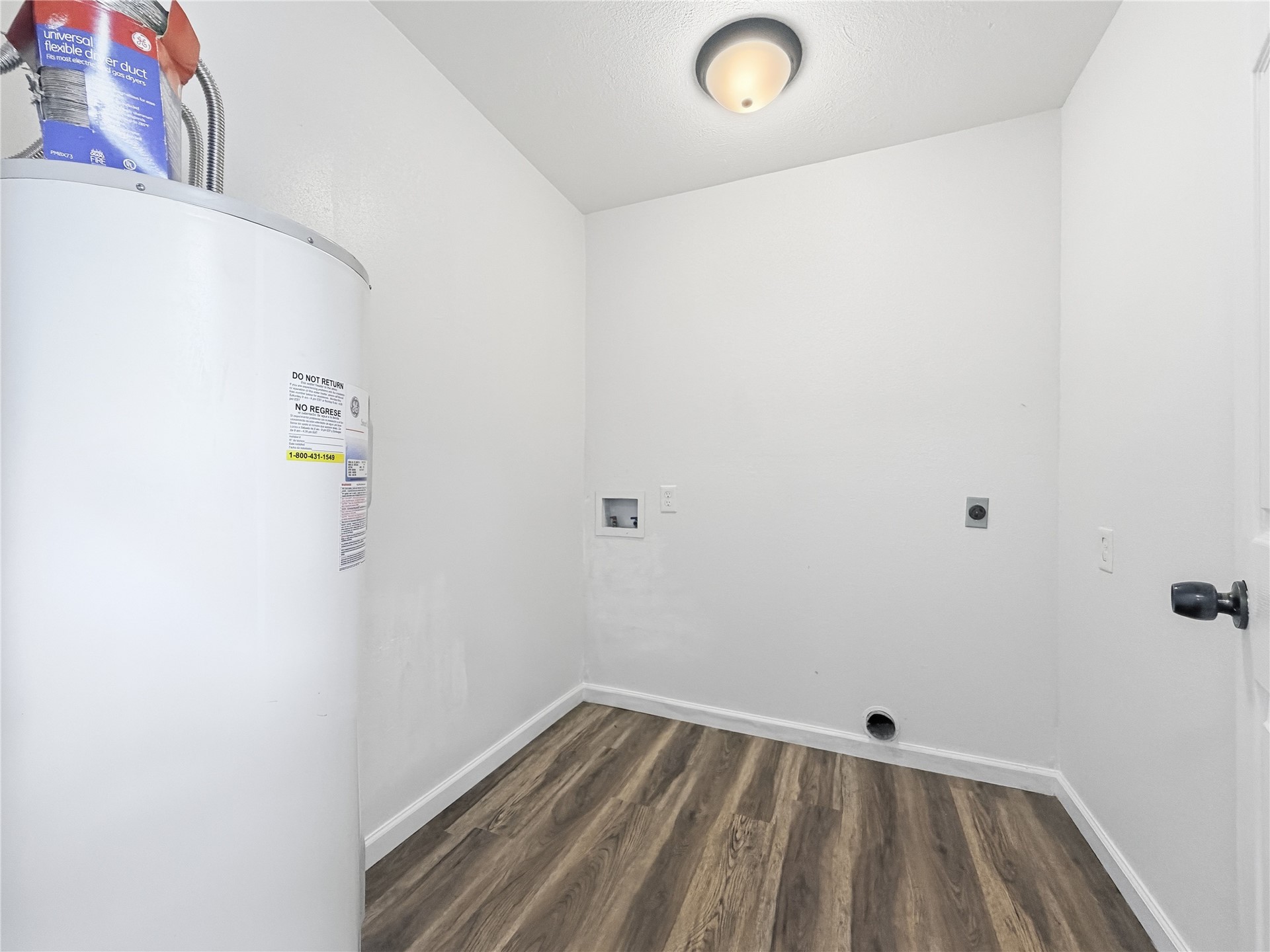 702 W Walnut Street Property Photo 18