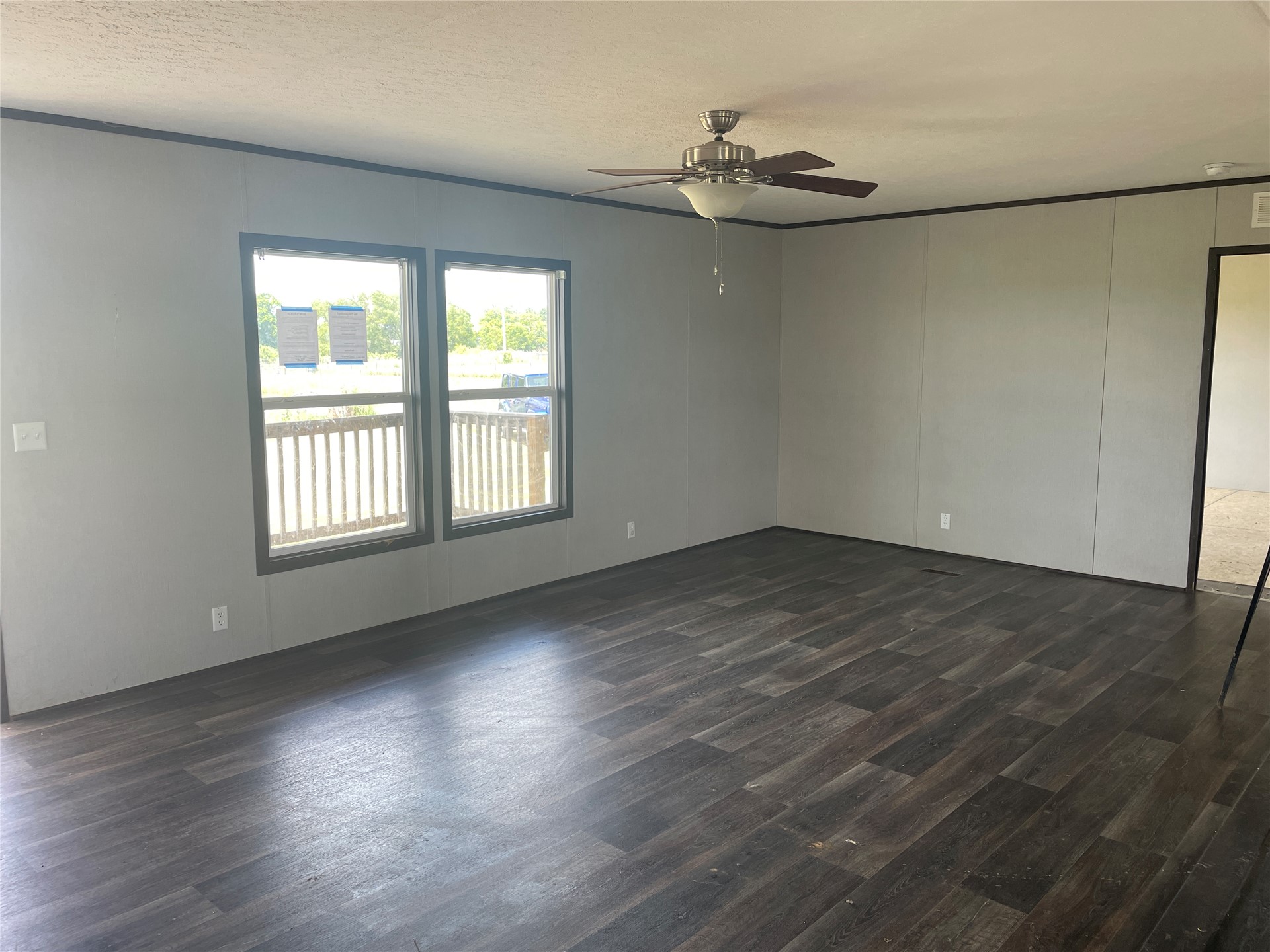 17858 Harreld Road Property Photo 3