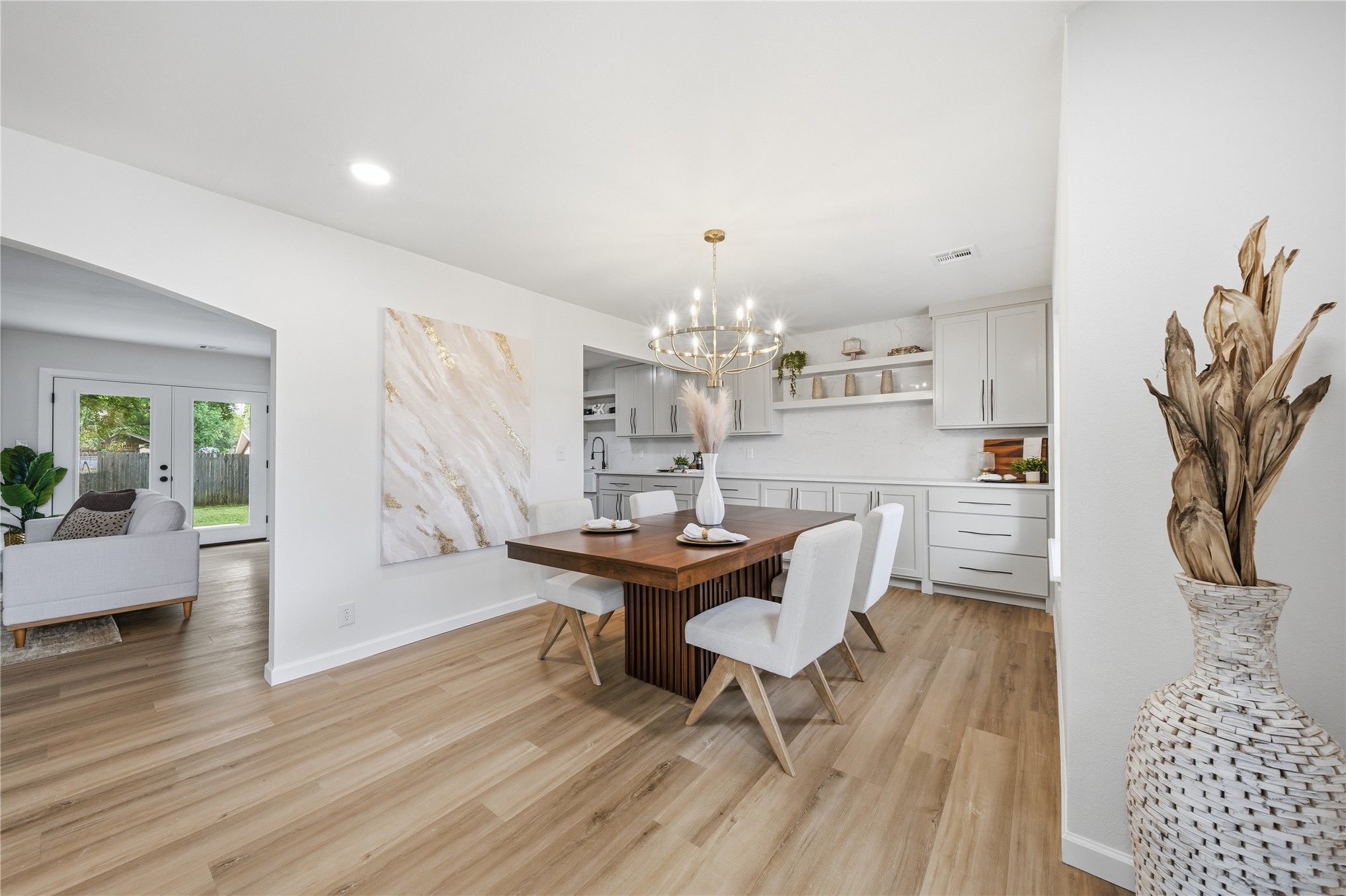3114 E 78th Place Property Photo 17