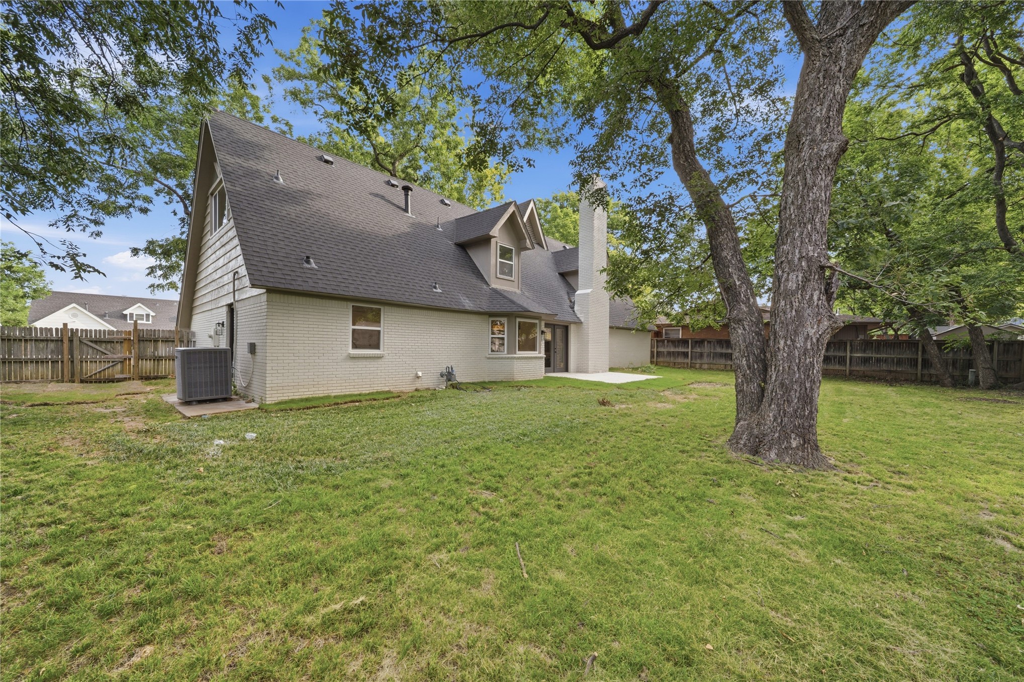3114 E 78th Place Property Photo 38