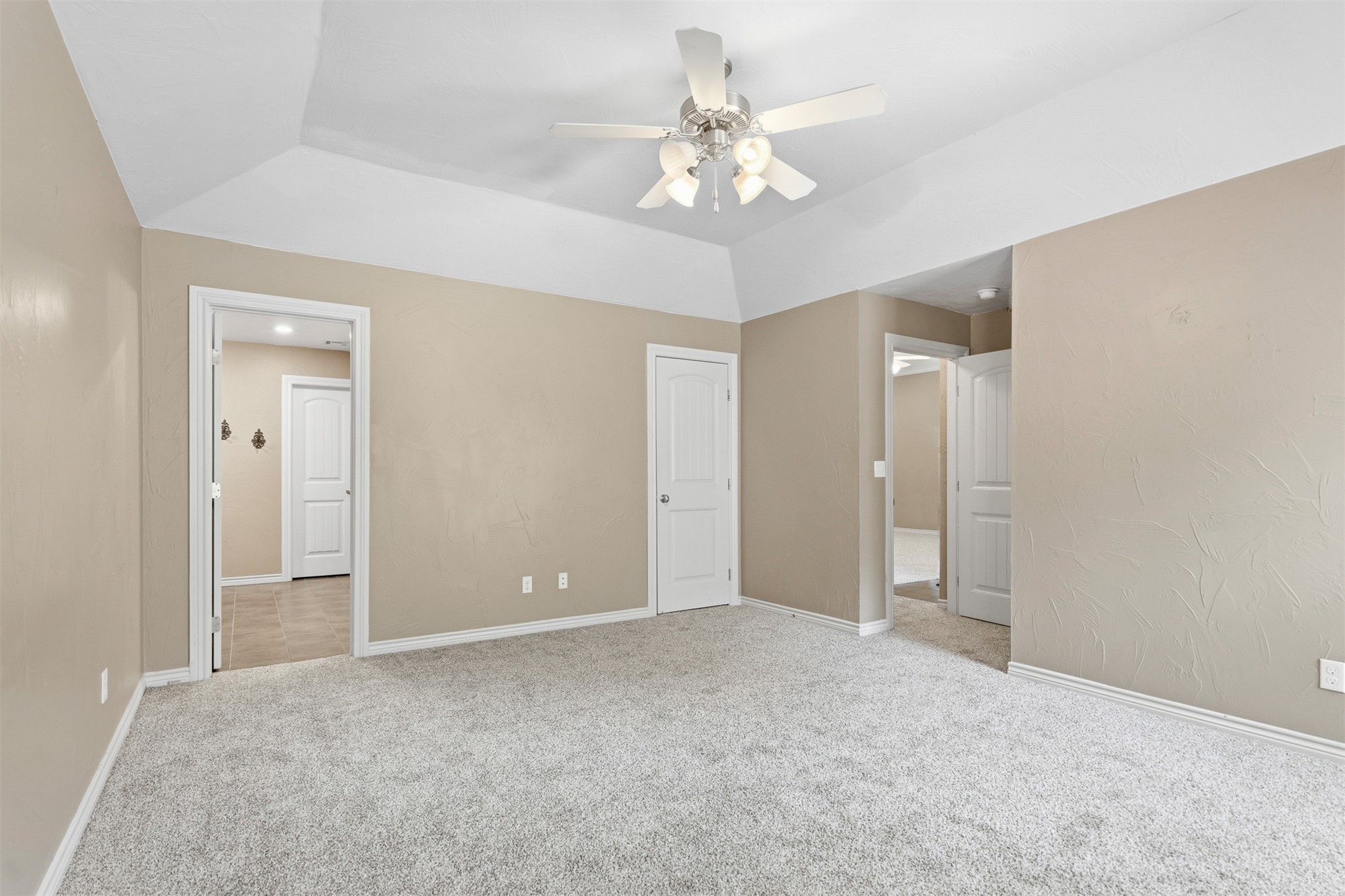 4702 Lake Shore Drive Property Photo 19