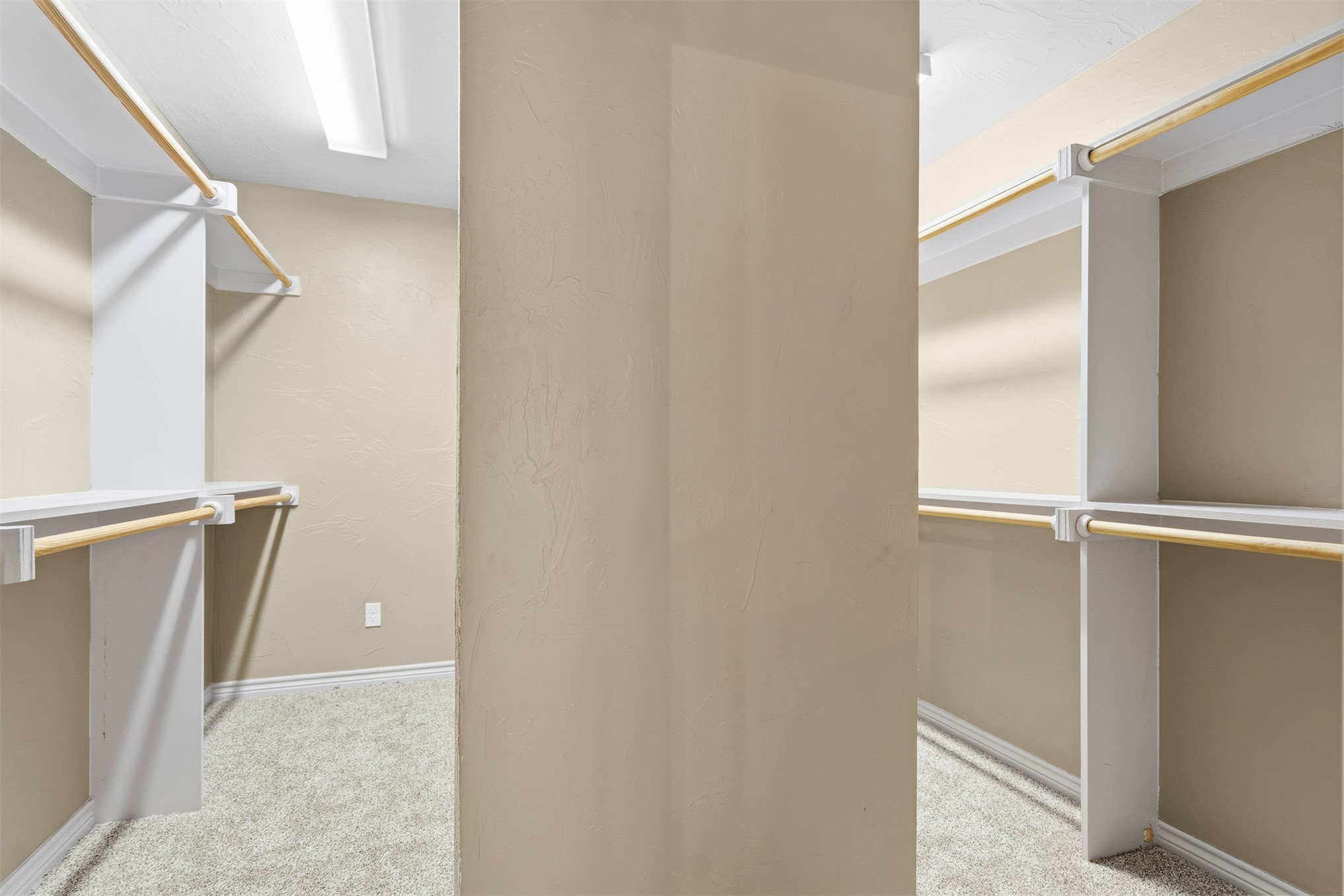 4702 Lake Shore Drive Property Photo 23