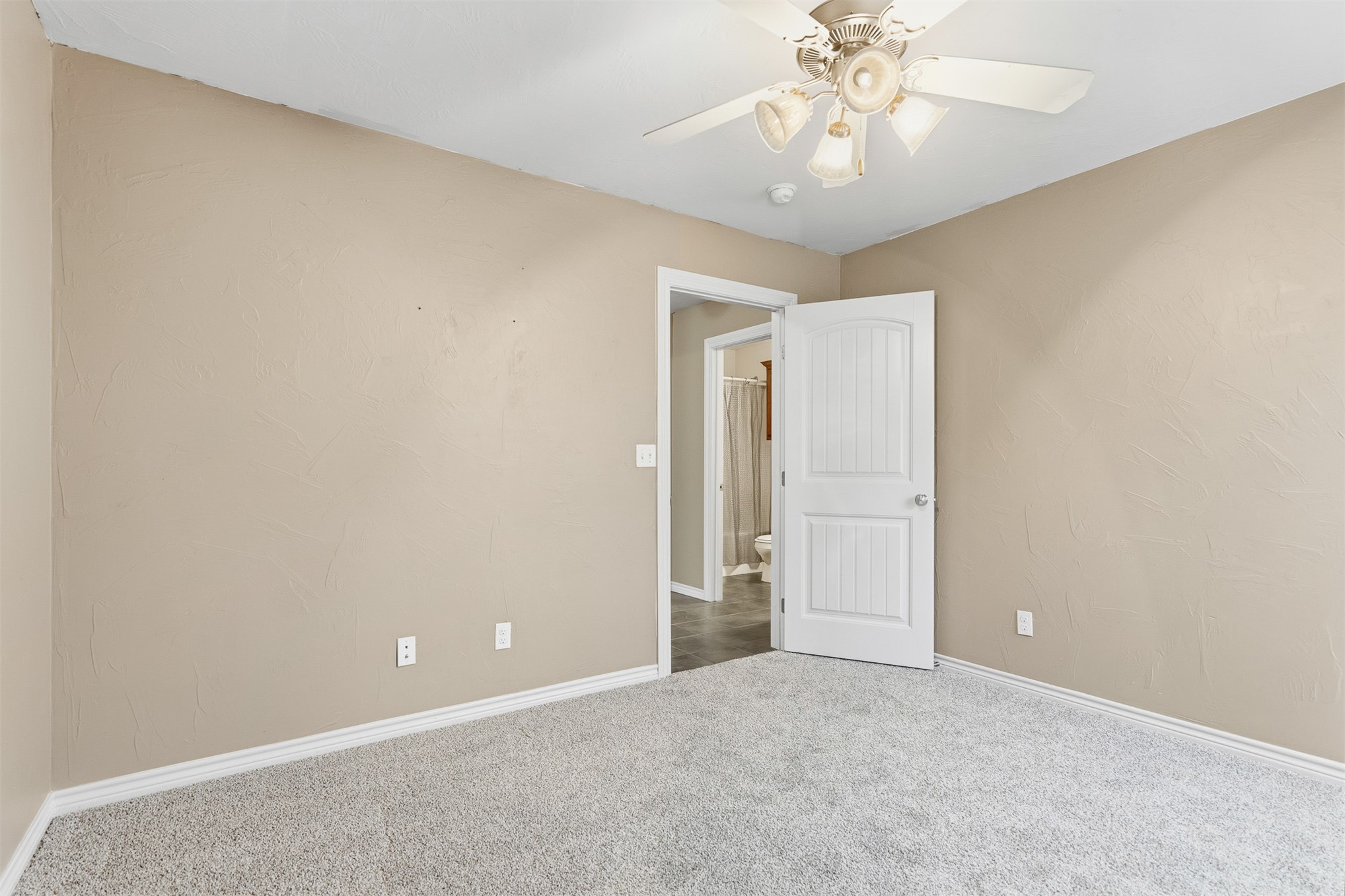 4702 Lake Shore Drive Property Photo 26