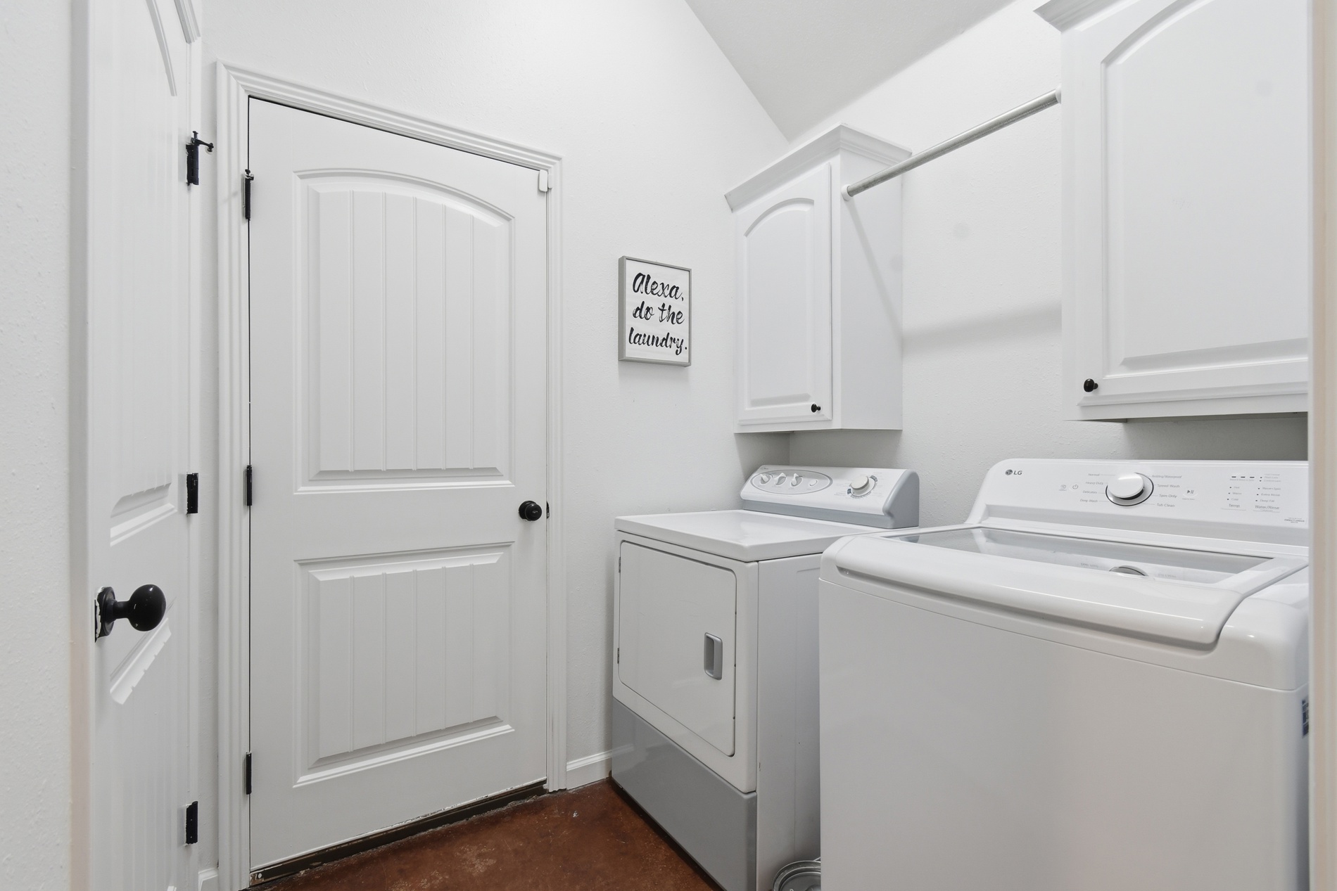 26479 Vintage Trace Drive Property Photo 13