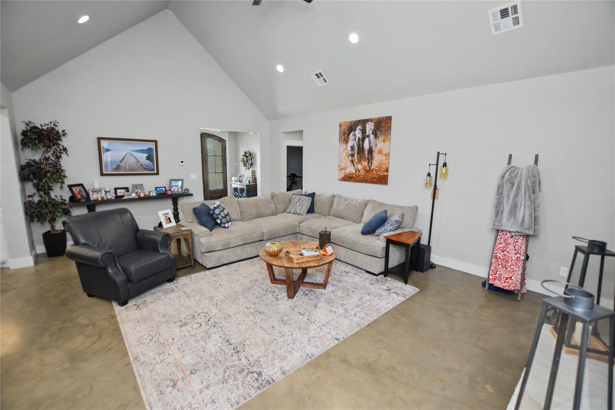 16625 W Sierra Circle Property Photo 4