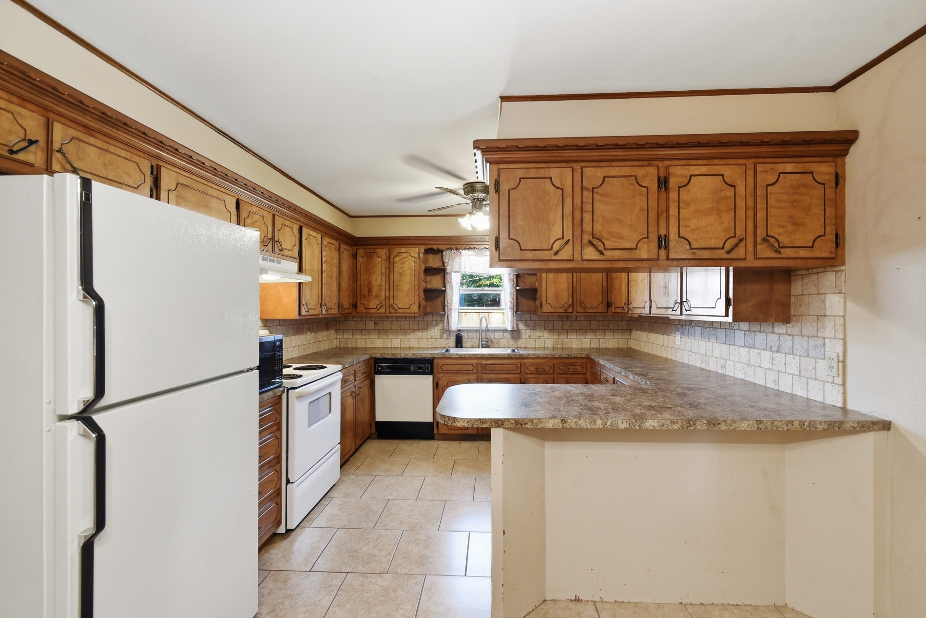 7711 E 131st Street Property Photo 8