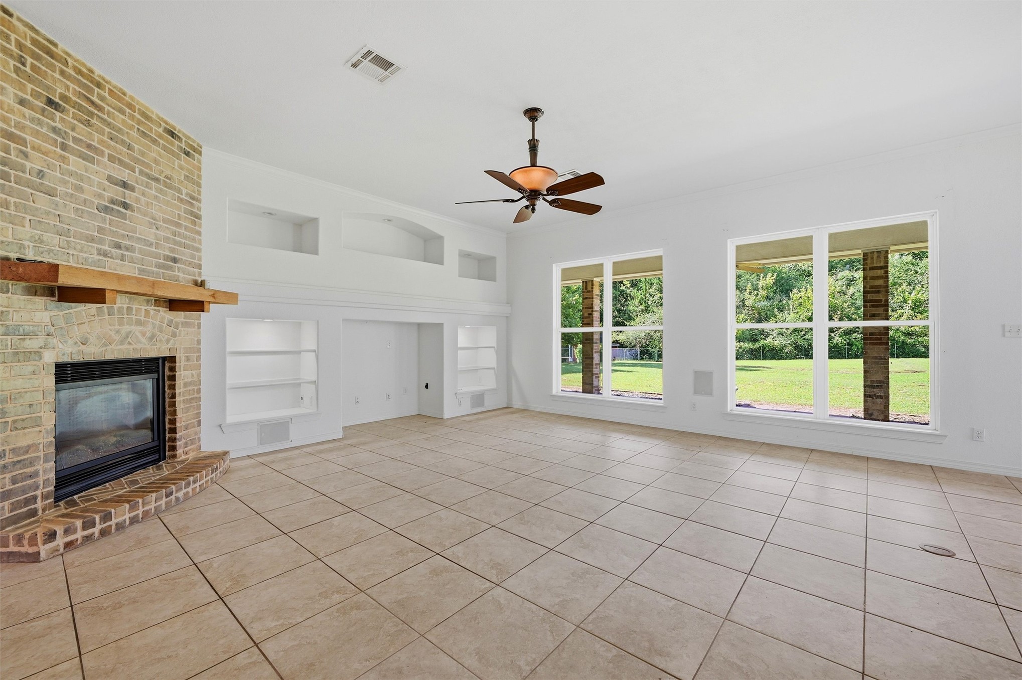 3201 Greenbriar Property Photo 10