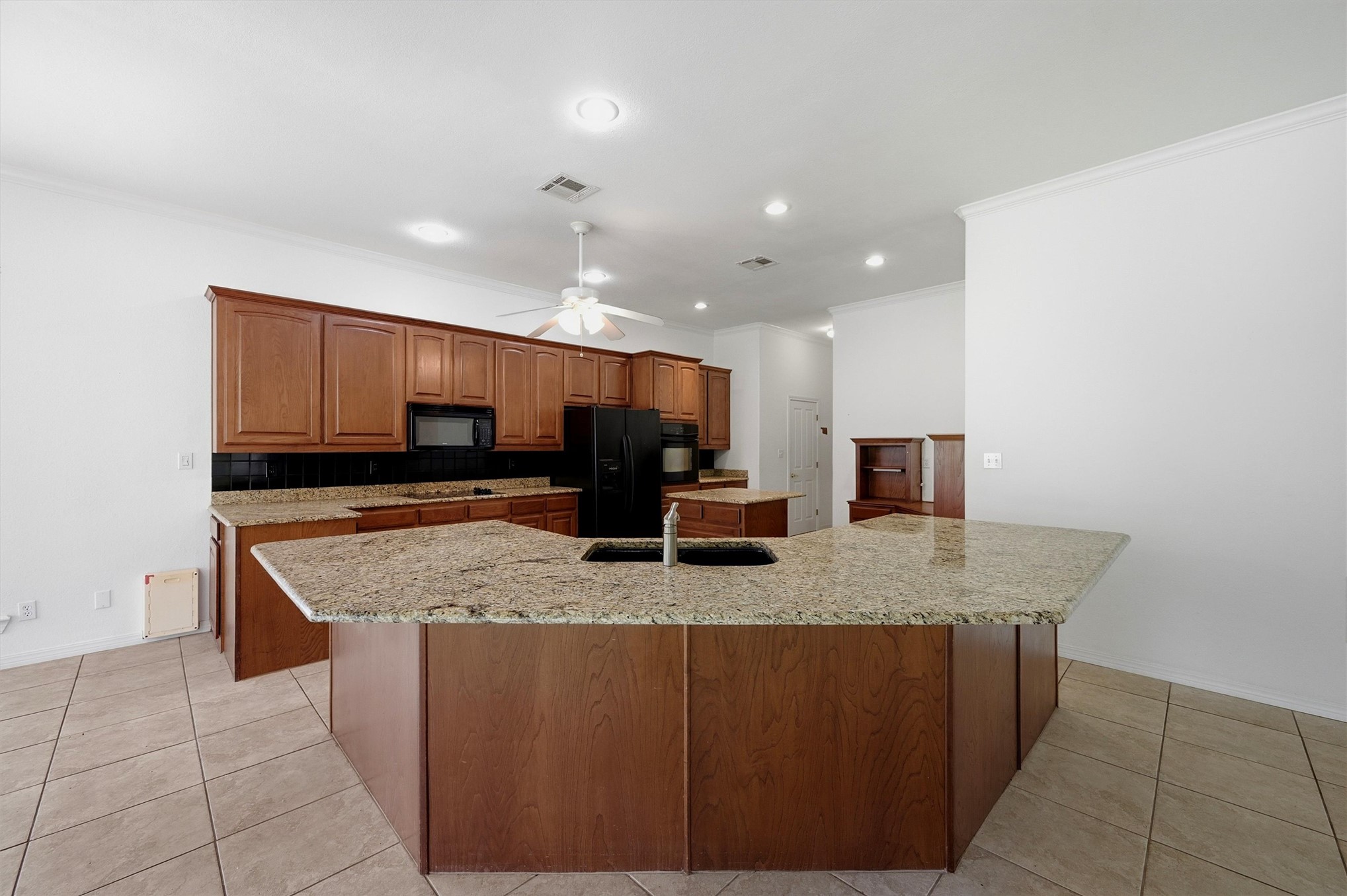3201 Greenbriar Property Photo 14